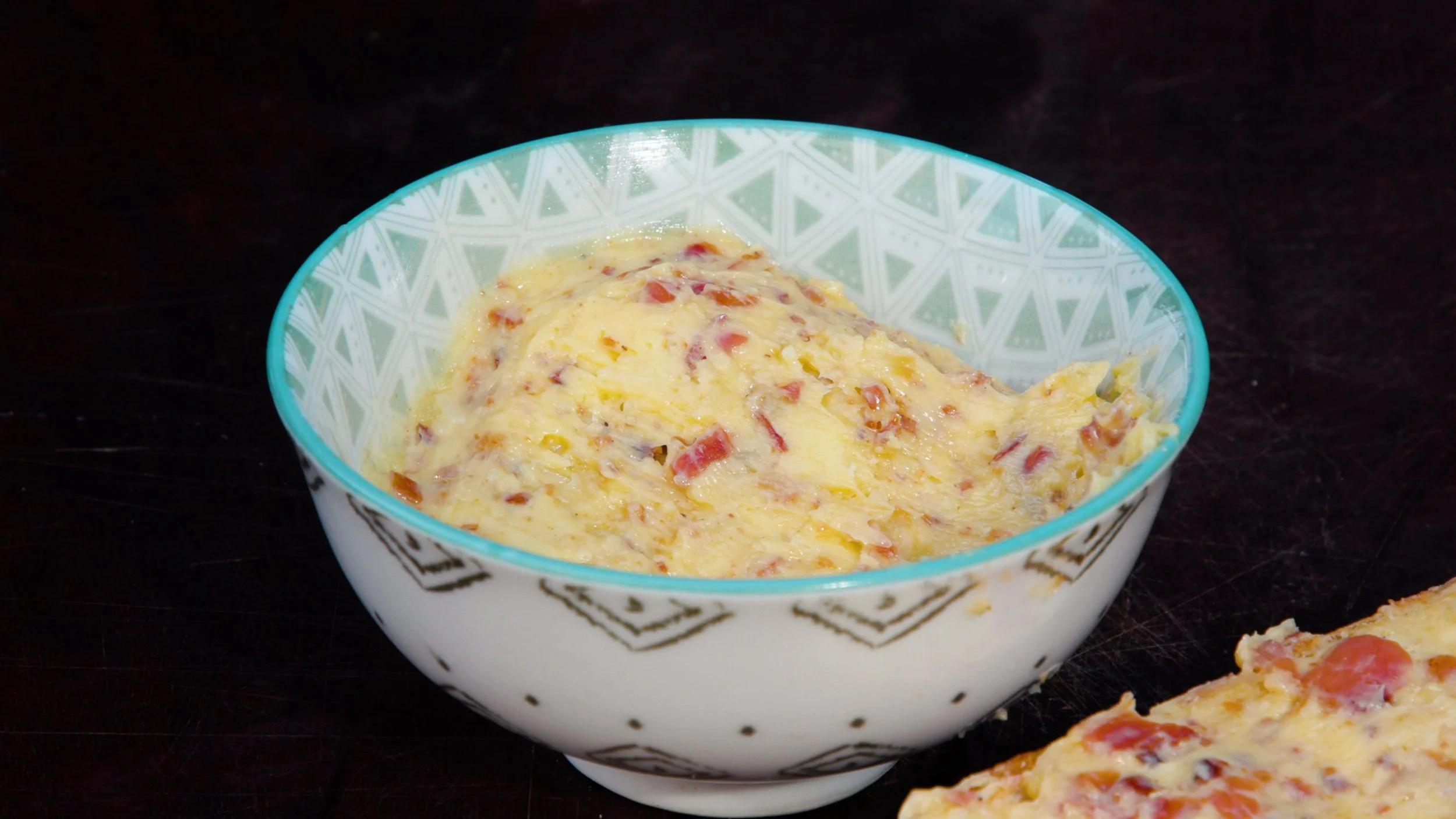 How to Make Bacon Butter: A Gourmet Spread for Food Lovers