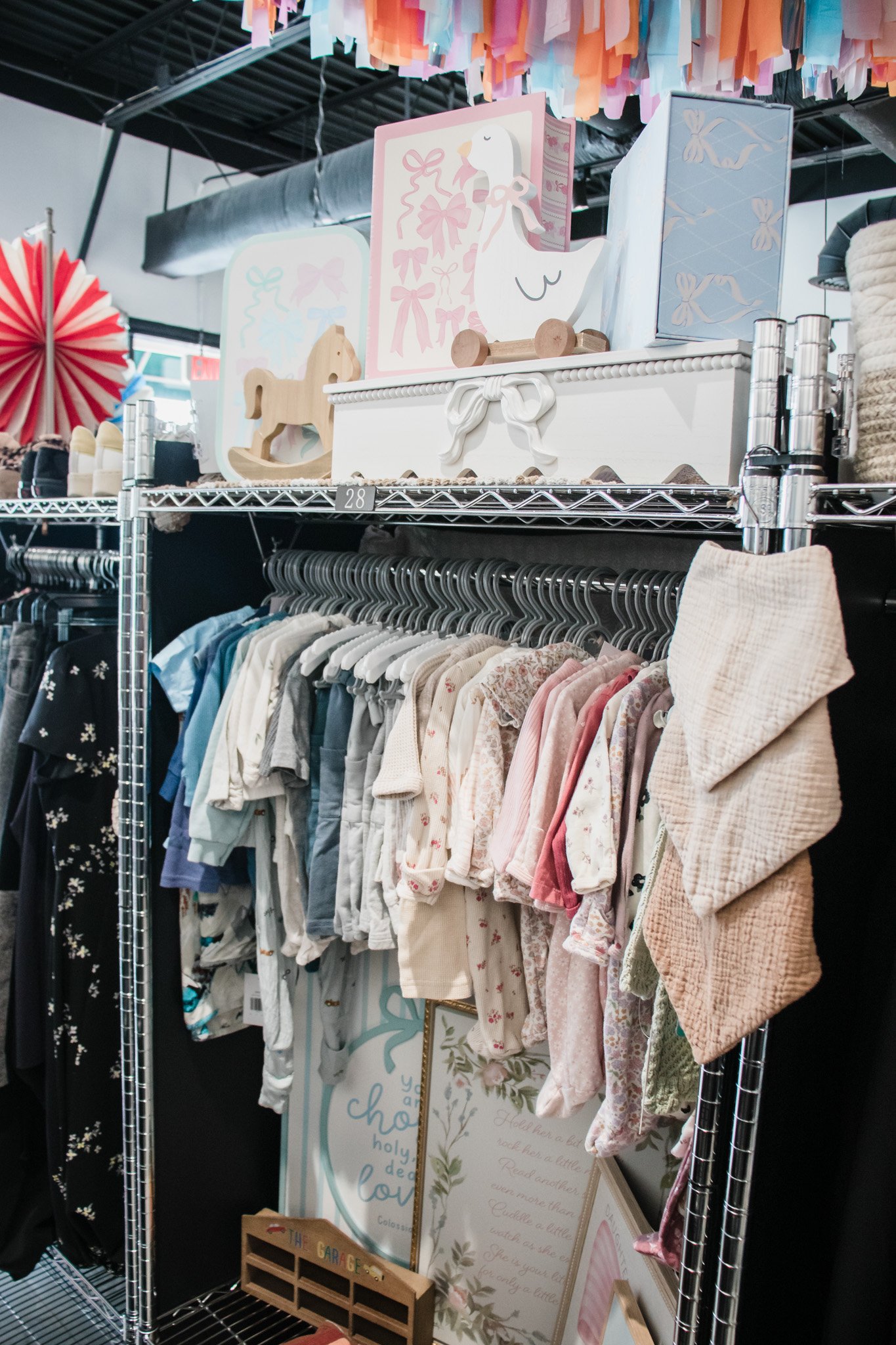 Family friendly buying and selling secondhand at one of the best resale stores in Virginia Beach, Elden Preloved Market. 