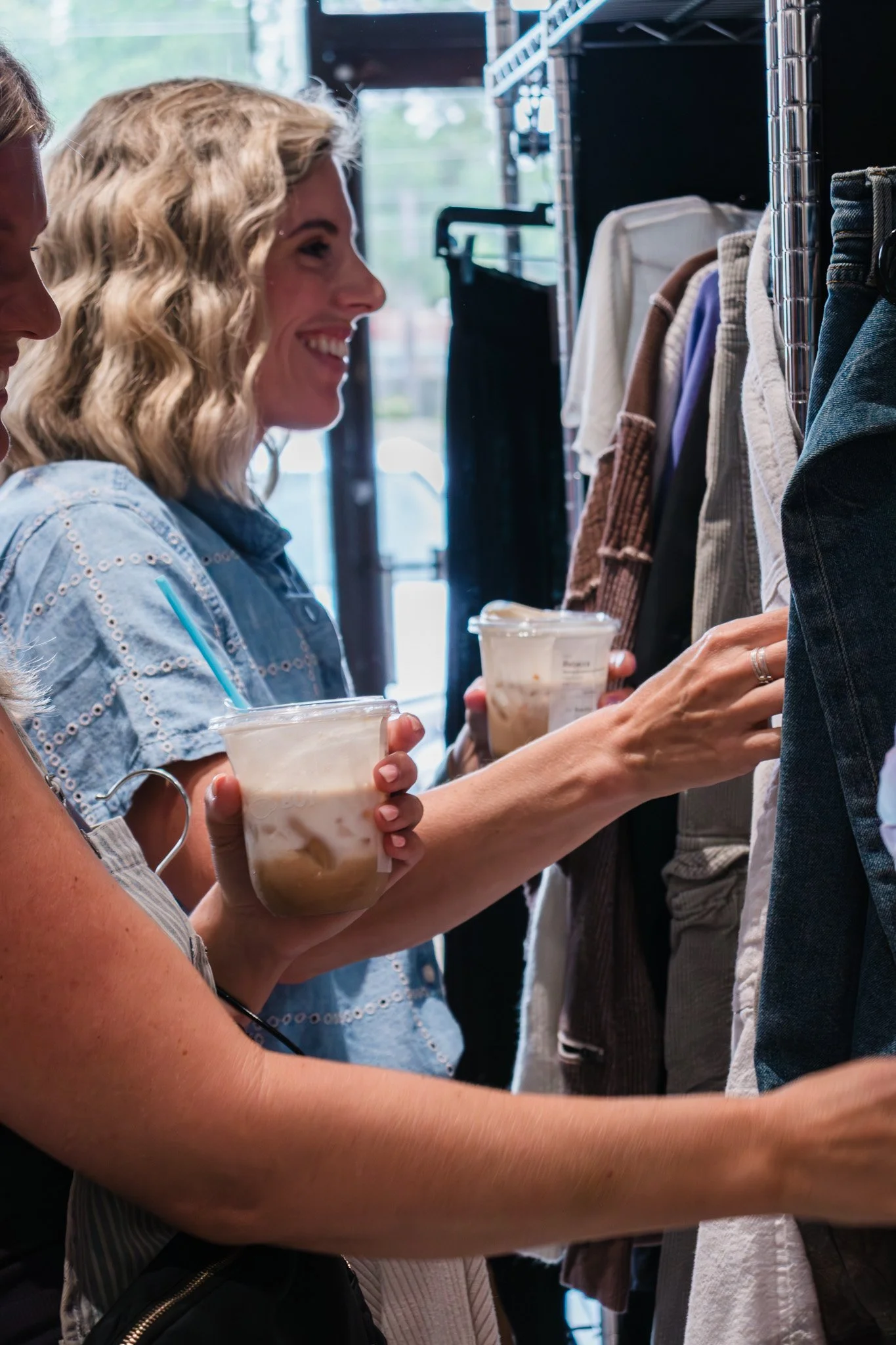 shopping secondhand/consigment/thirft store. fun for the whole family. boutique resale boutique
