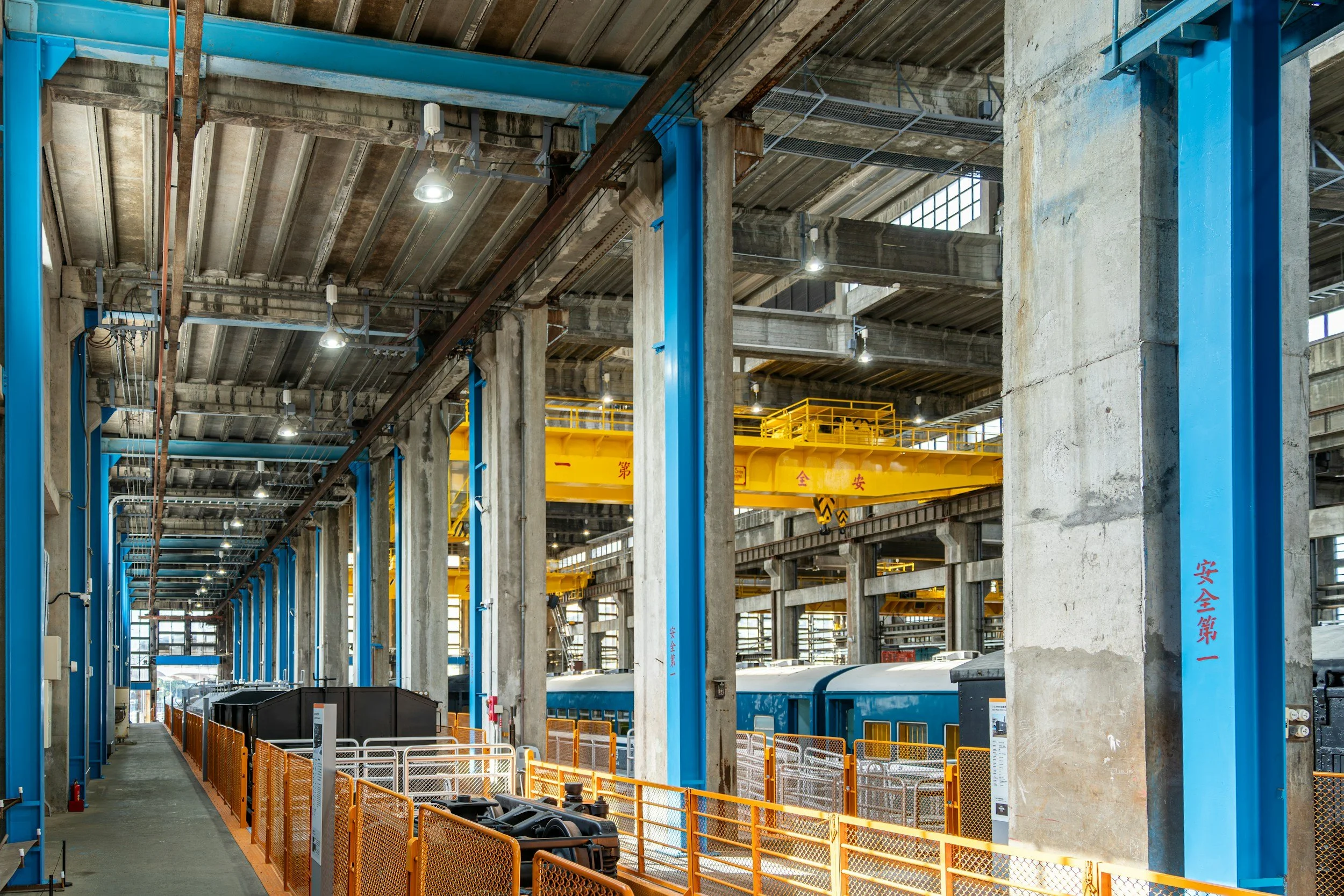 Guardrails: Heavy Duty guardrail system engineered to protect workers, equipment and infrastructure.