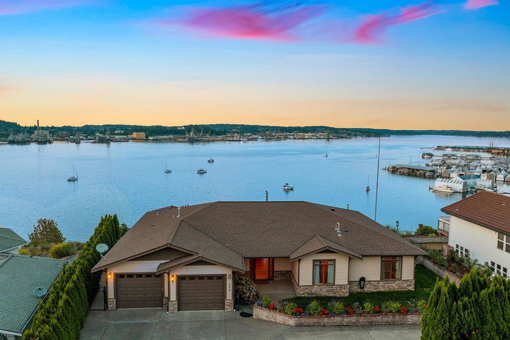 Port Orchard Home Exterior