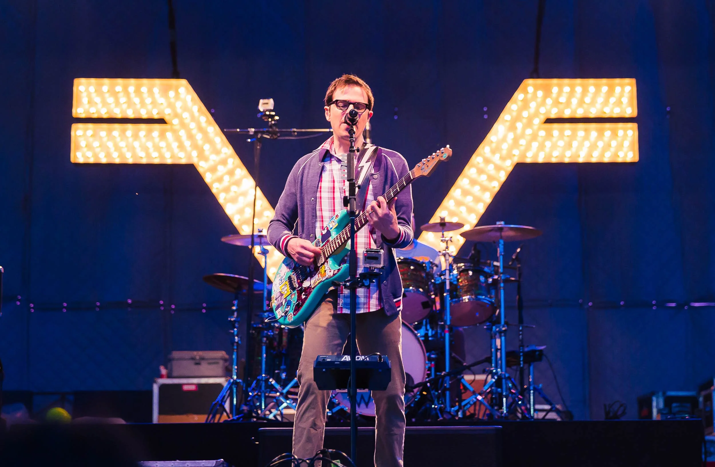 Weezer-Del-Mar-Fairgrounds-2014-Music-Photography-Lumos-Eleven-Studios-1.jpg