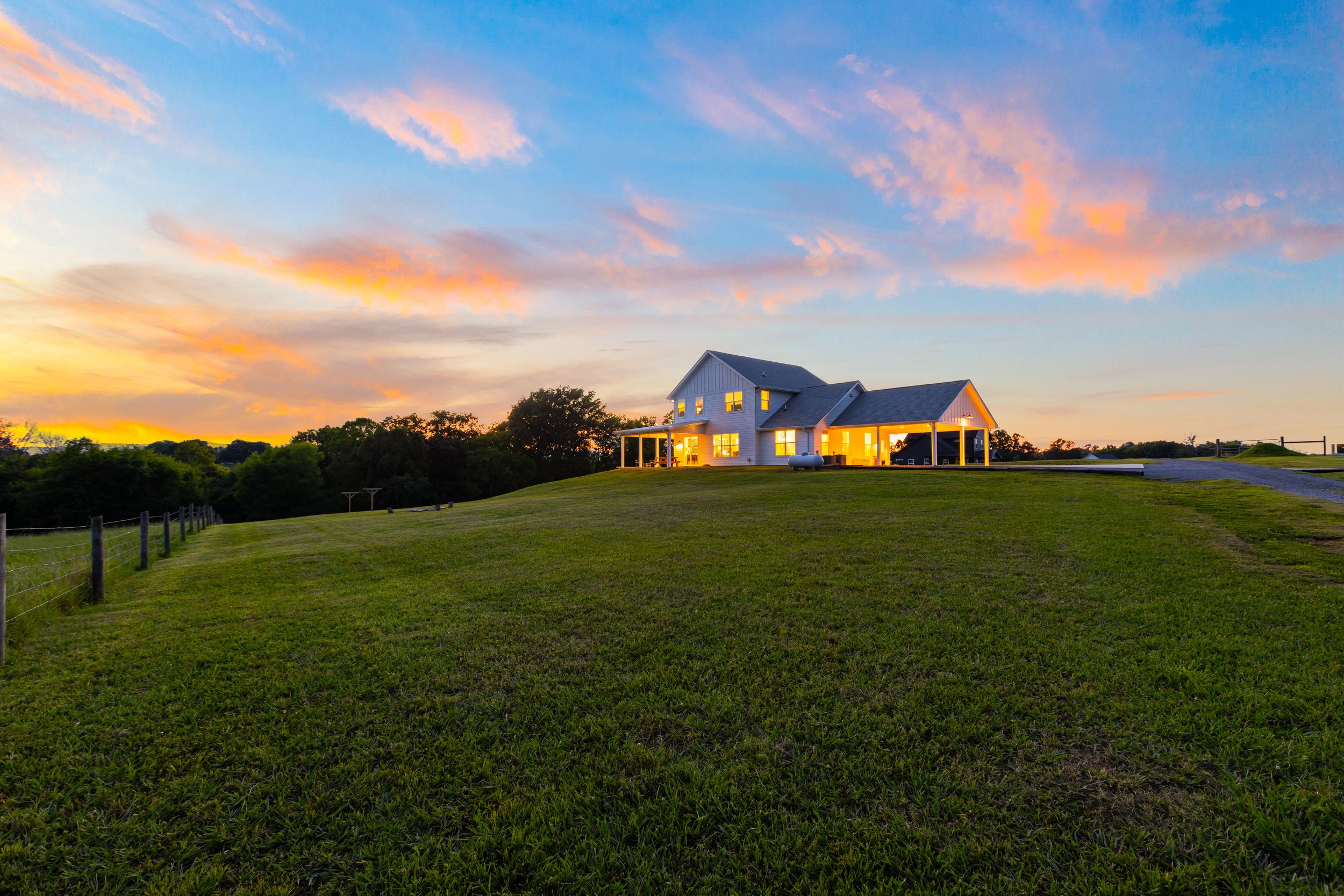 406 Haven Creek Ln-10.jpg