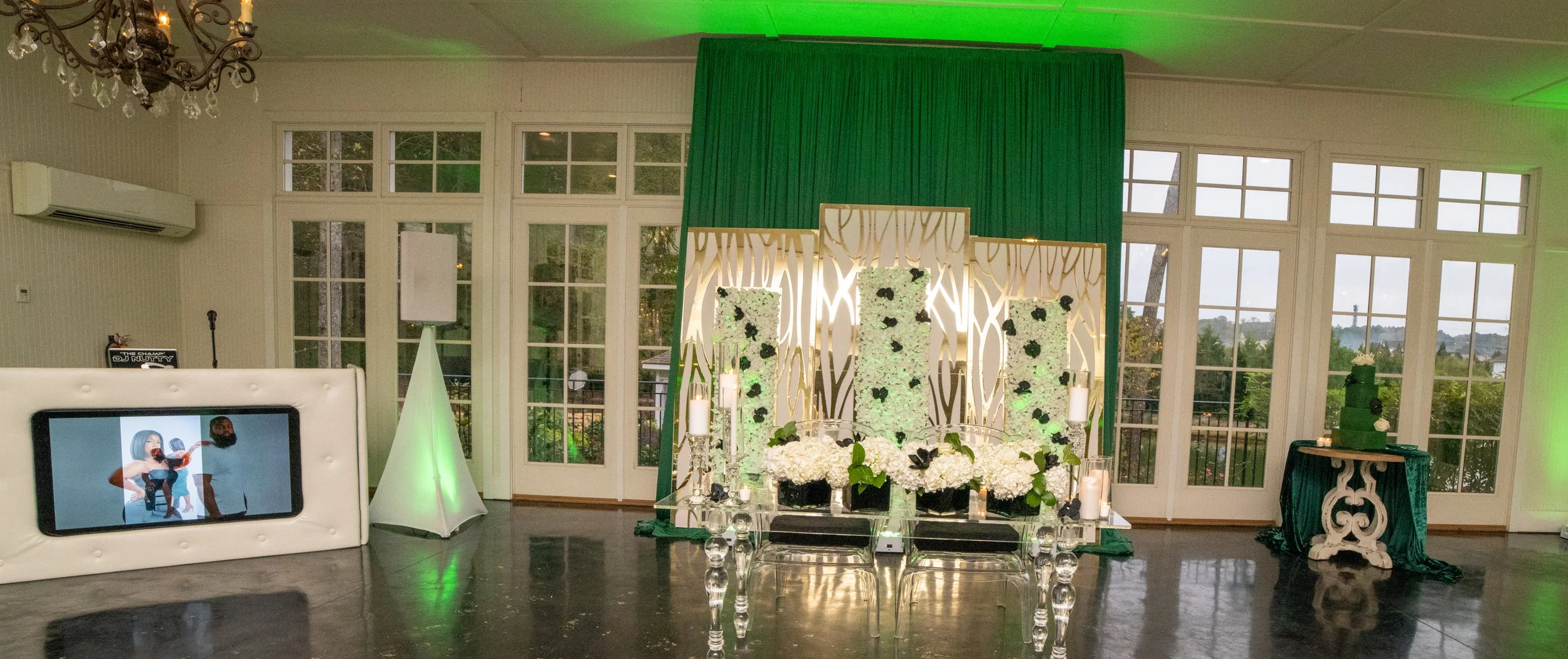 Green & Gold-9.jpg