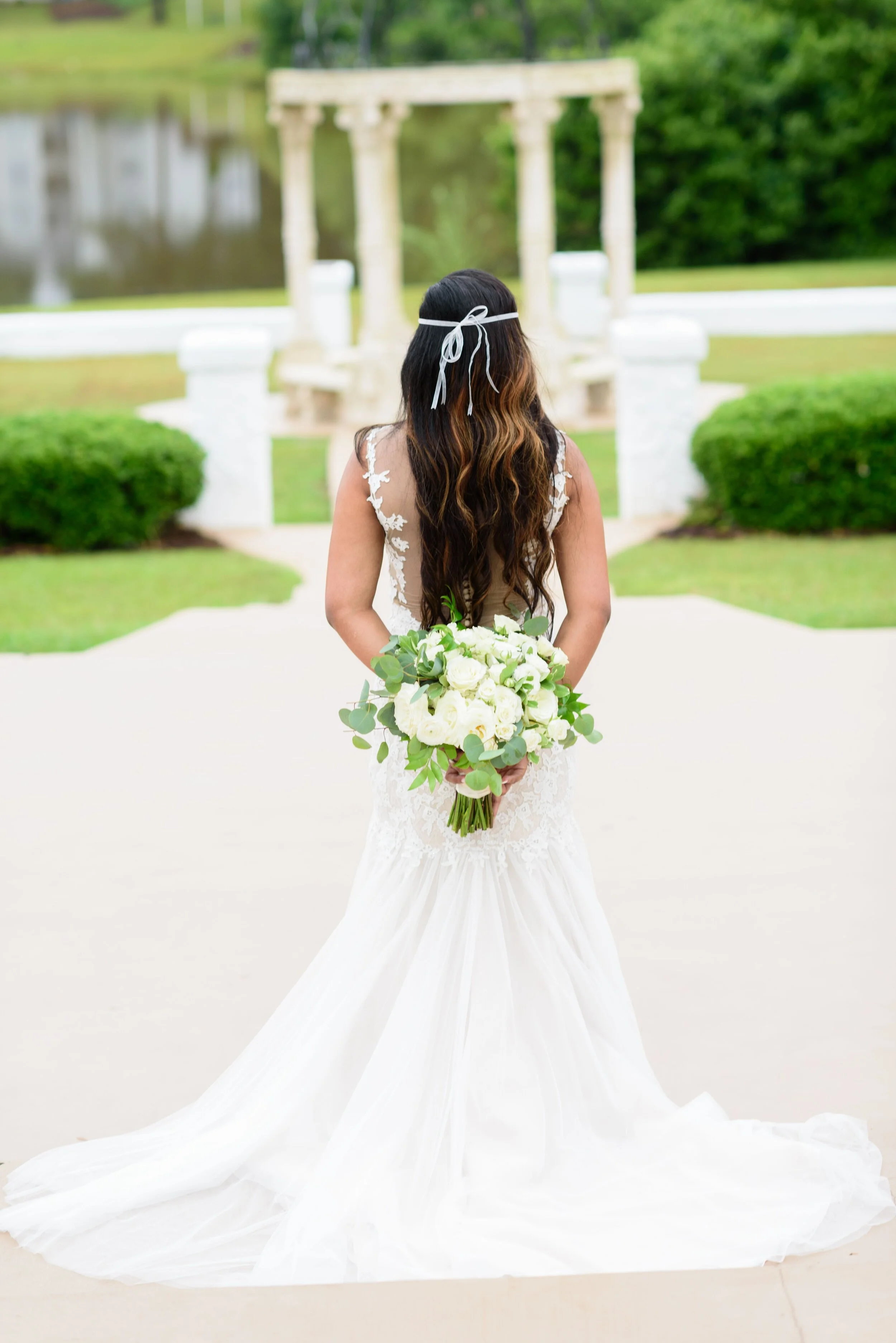 Photographer: Tara Harp Photography, Florist: Unique Rose Events &amp; Designs