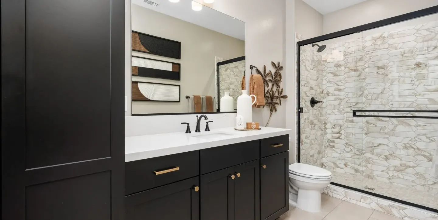 1440x724_The_Granite_Ridge_Bathroom_3.webp