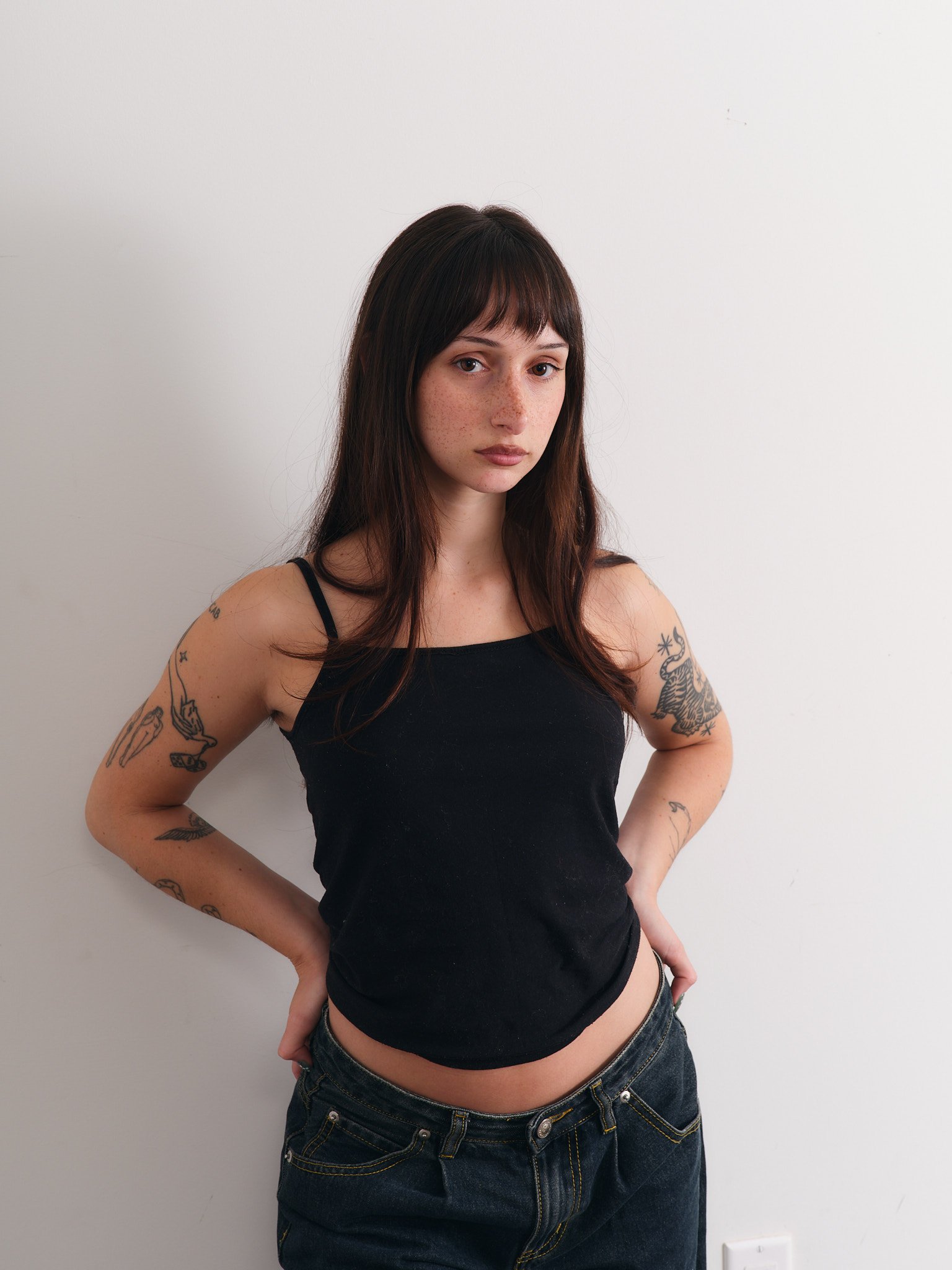 ZOEE IN STUDIO0064.jpg
