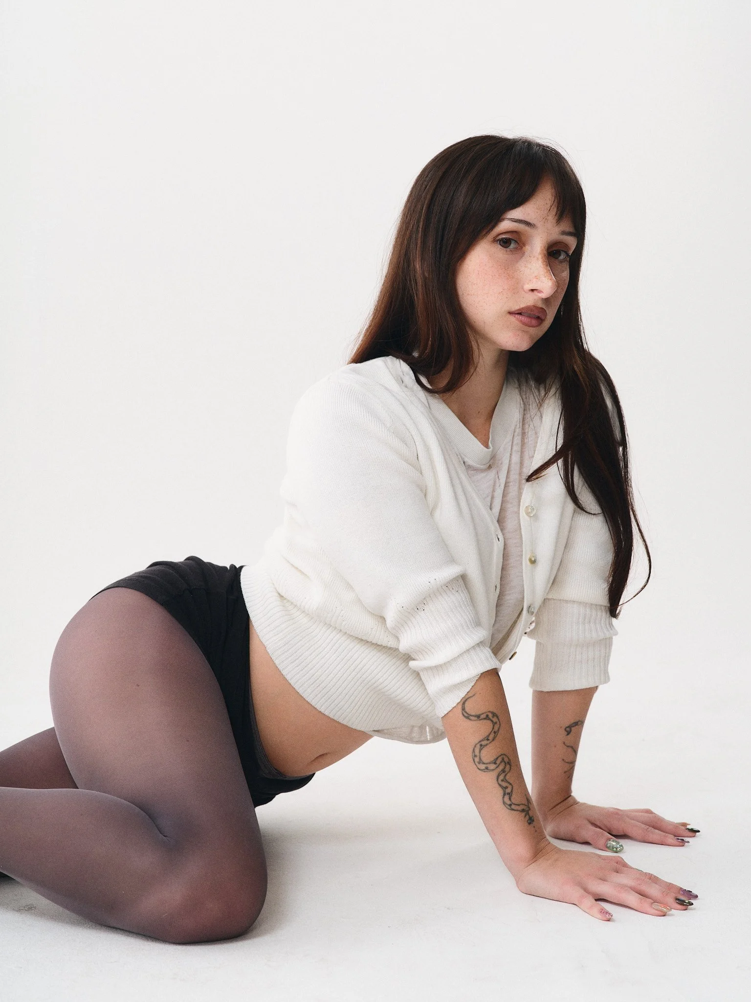 ZOEE IN STUDIO0316.jpg