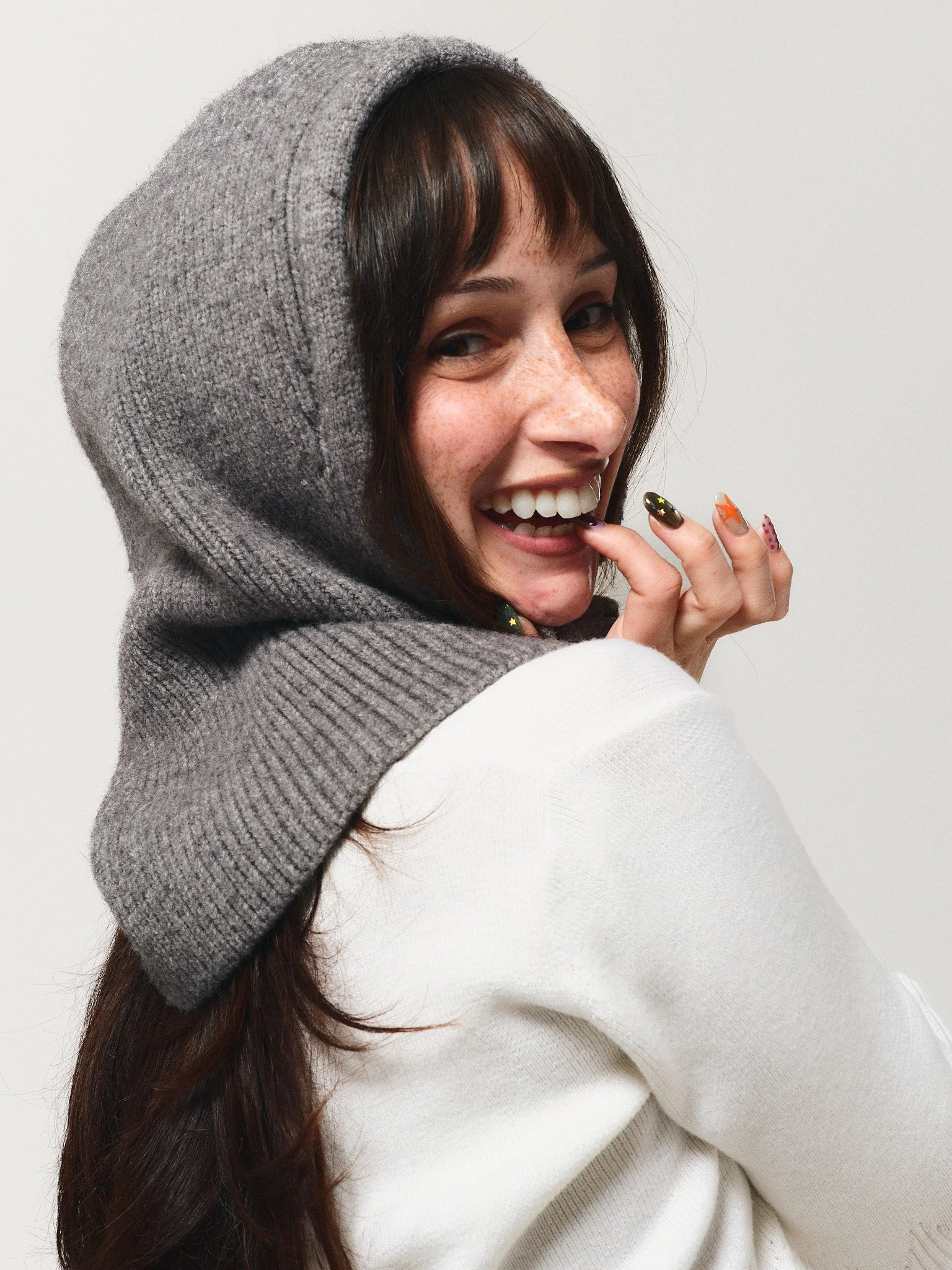ZOEE IN STUDIO0407.jpg