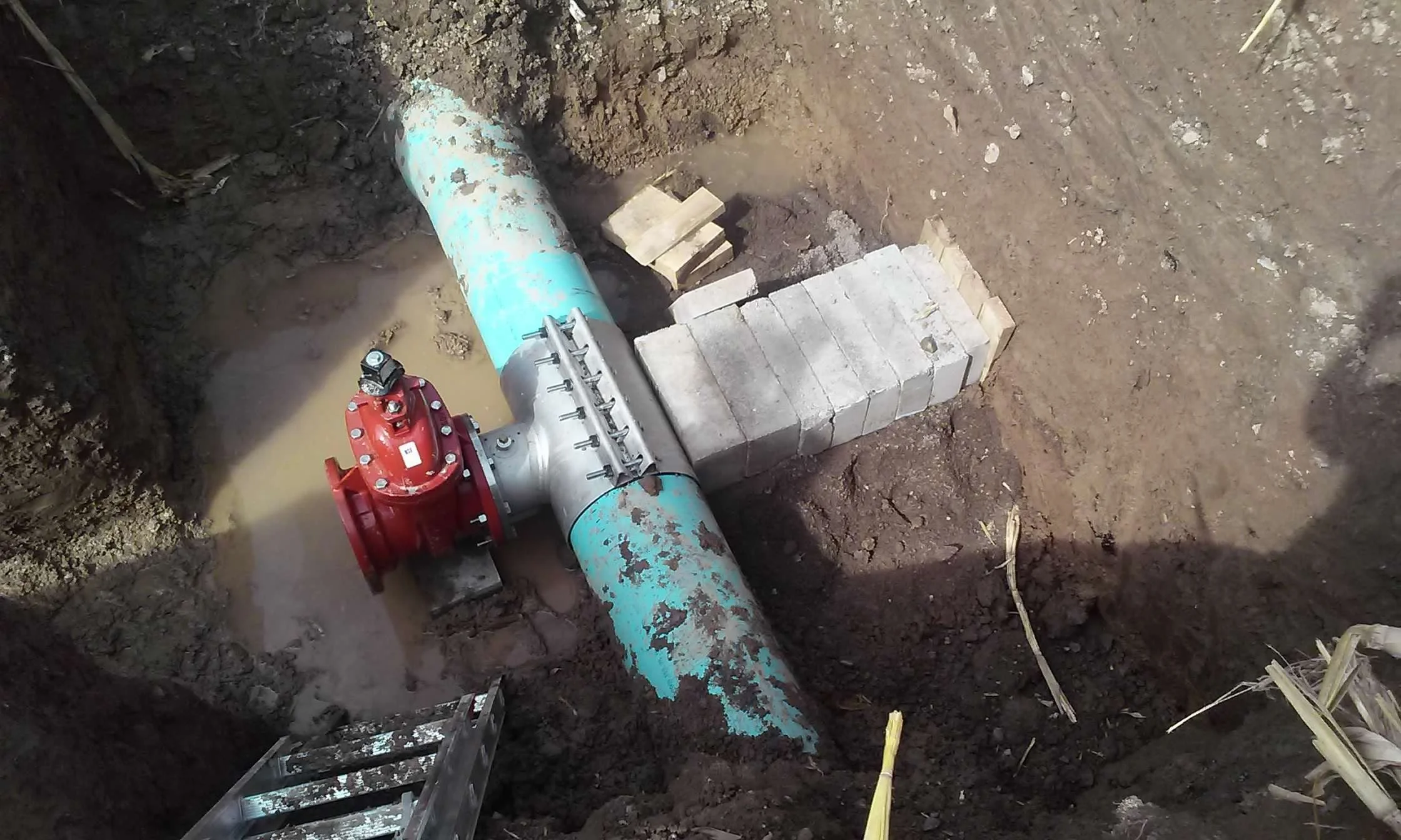 Commercial water line tap