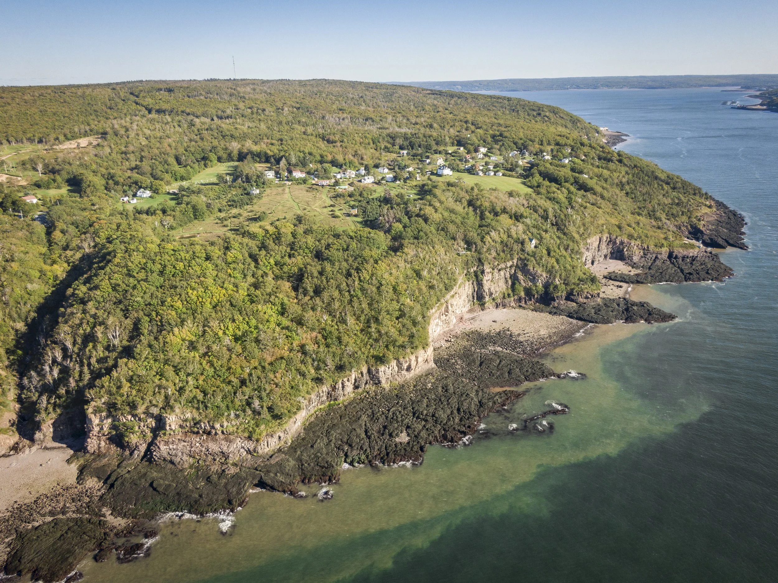 DanFroese-Maregold-Full coast.jpg