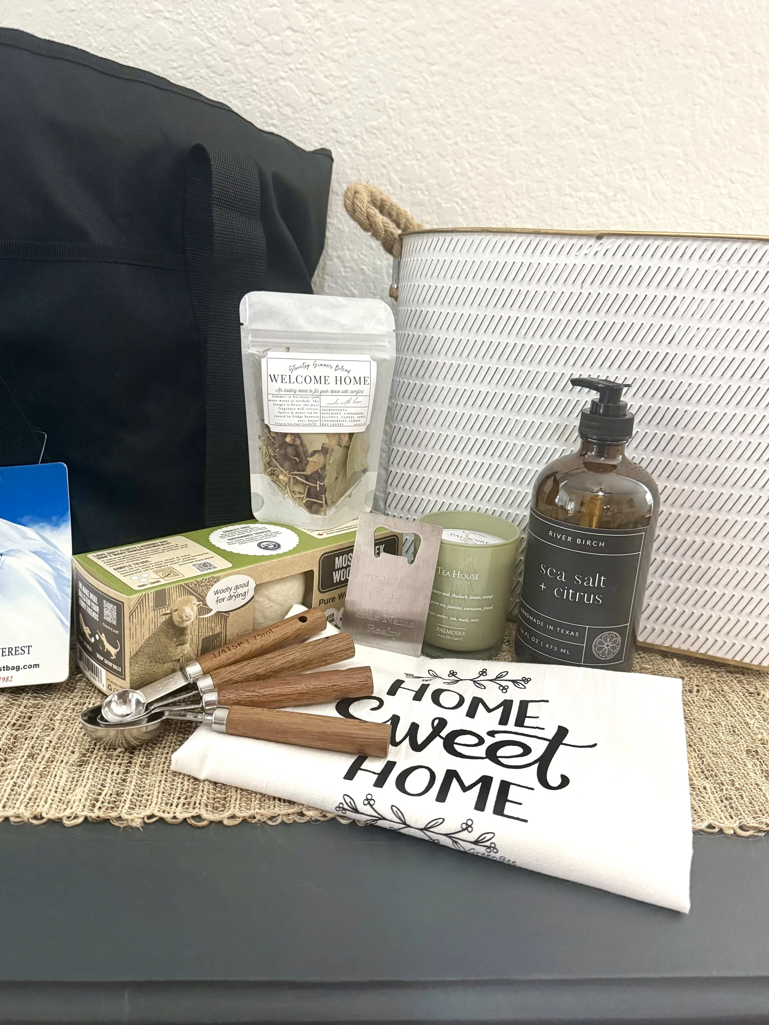 Closing Day Luxe