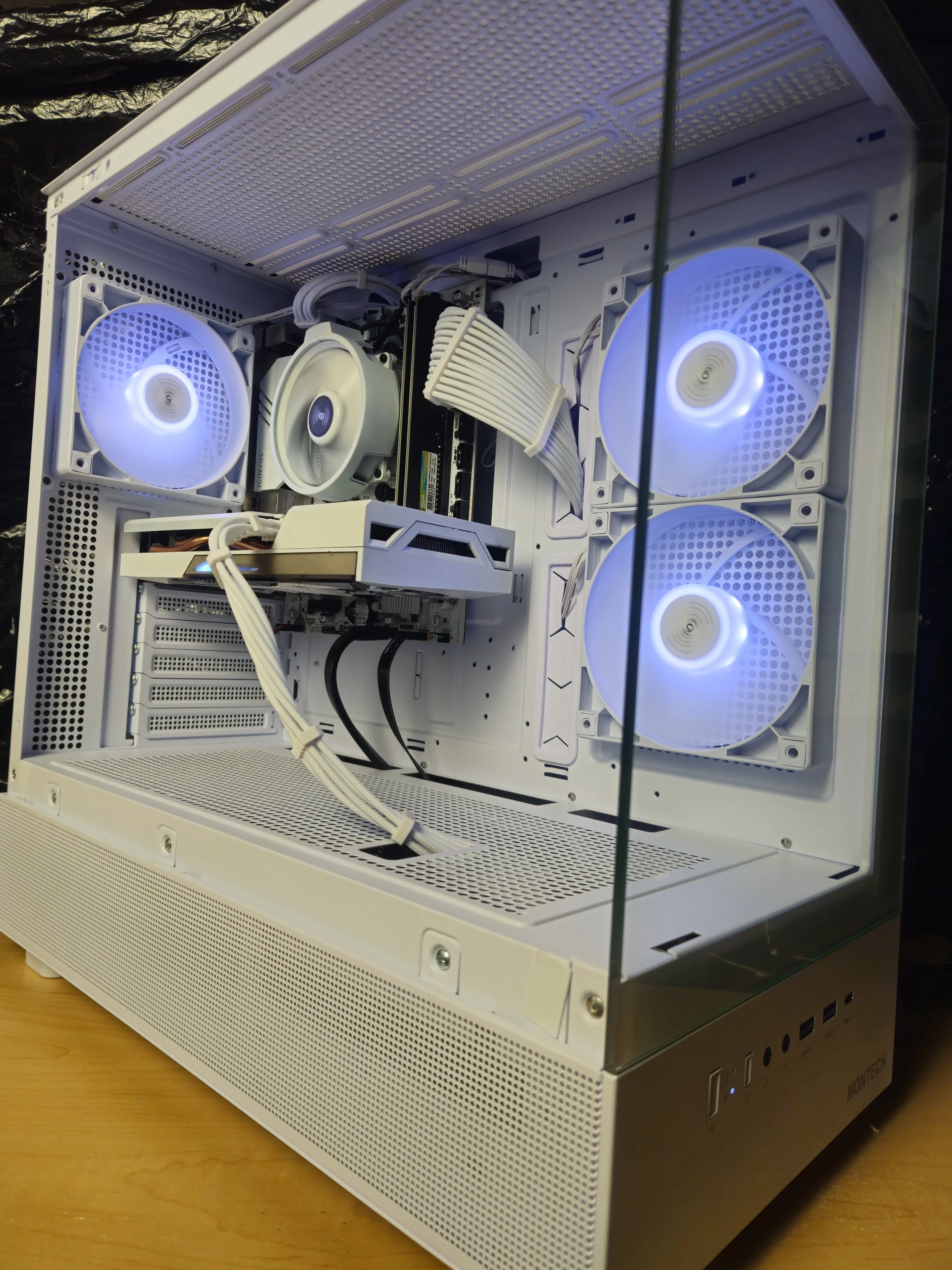 『Avalanche』Mid-Range Gaming PC | RTX 3060 12GB | Ryzen 5 5500 | 512 SSD |