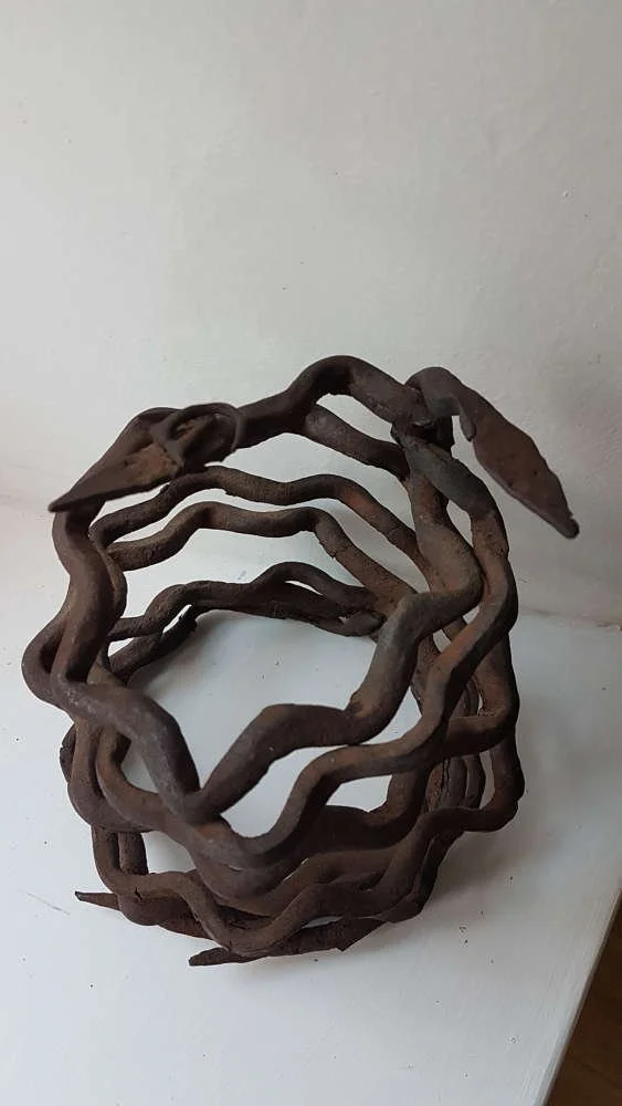 19thc-lobi-tribal-currency-of-entwined-snakes_10127_pic2_size2.jpg