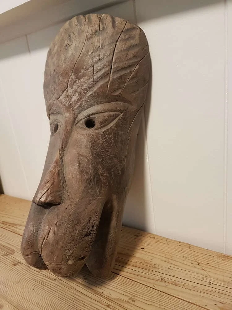 late-19thc-stylised-carved-lions-head-african-_10216_pic4_size2.jpg