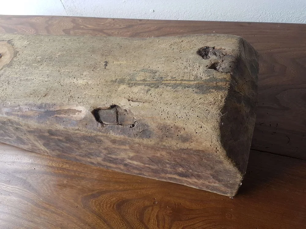 19thc-hand-hewn-bowl-from-the-carpathian-mountains_10190_pic7_size2.jpg