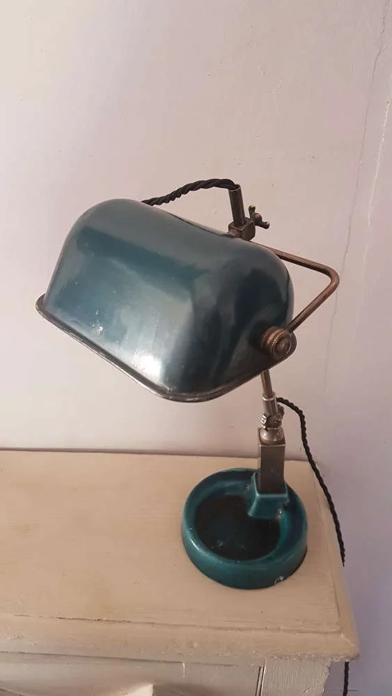 small-blue-enameled-and-chrome-bankers-lamp_10126_pic2_size2.jpg