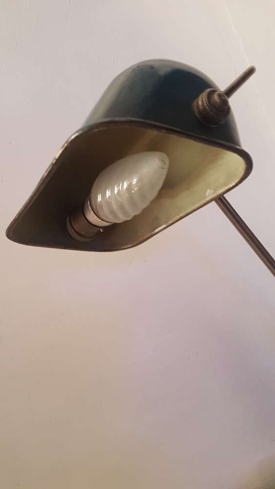 small-blue-enameled-and-chrome-bankers-lamp_10126_pic5_size2.jpg