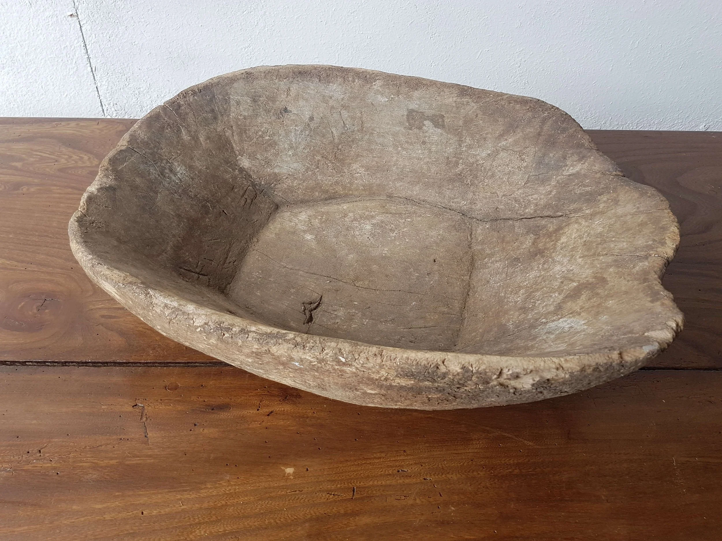 19thc-dug-out-bowl-from-the-carpathian-mountains_10188_main_size3.jpg