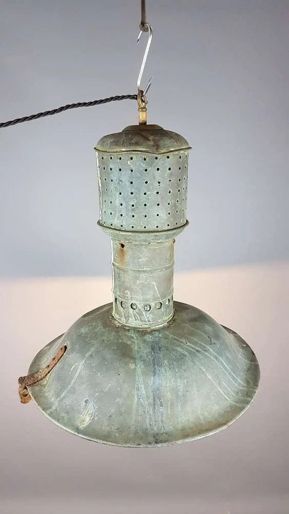 large-customised-verdigris-copper-light_10128_pic3_size2.jpg