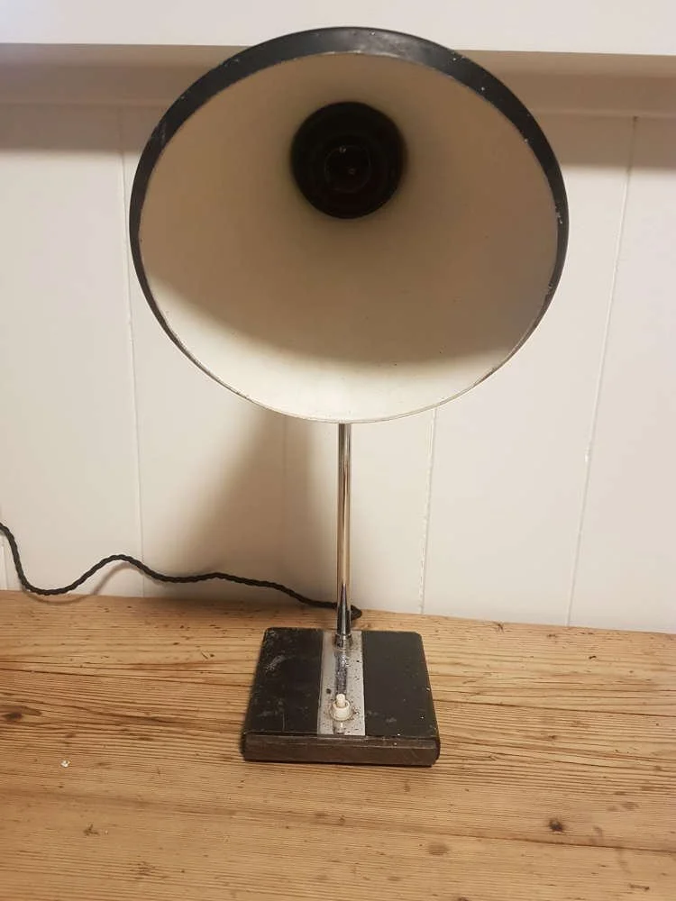 vintage-1970-s-black-chrome-danish-desk-lamp_10213_pic3_size2.jpg
