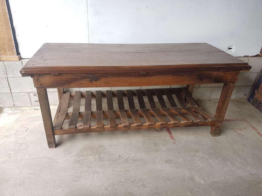 19thc-cotton-factory-fabric-inspection-table_10160_pic5_size2.jpg