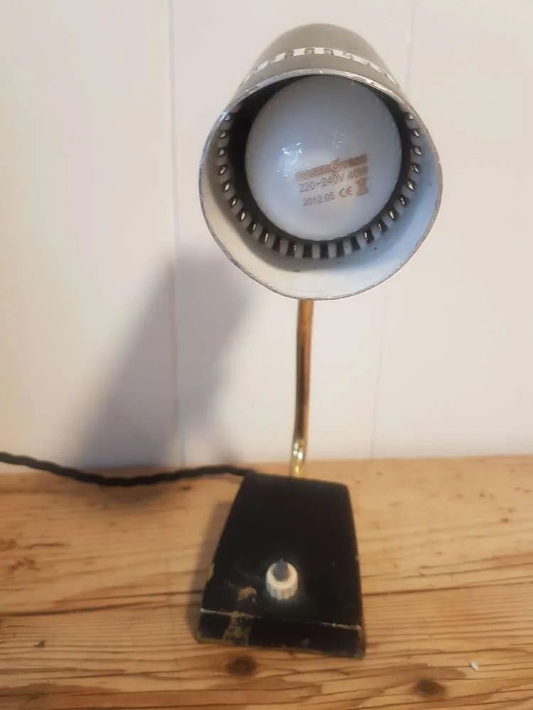 cute-little-1950-s-czech-bauhaus-style-desk-lamp_10205_pic5_size2.jpg