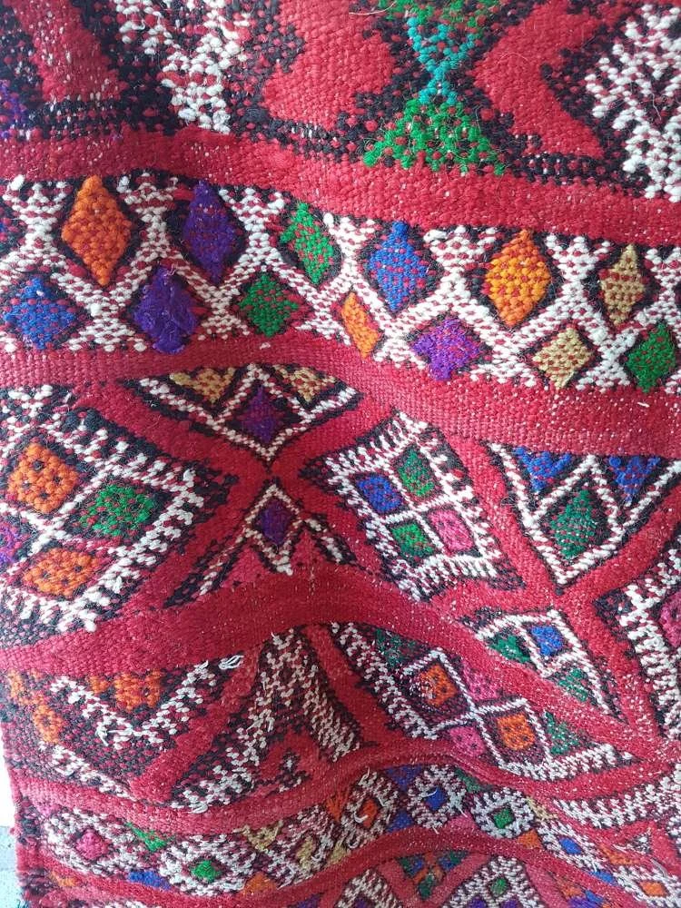 antique-moroccan-tribal-berber-rug-from-atlas-mountains_10176_pic6_size2.jpg