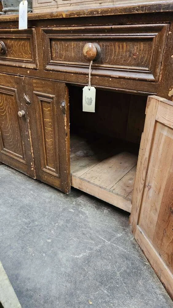 19thc-scottish-pine-dairy-dresser_10280_pic3_size2.jpg