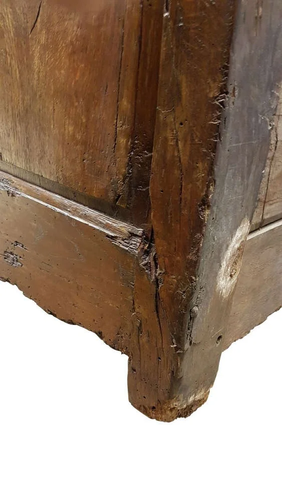 18thc-french-provincial-oak-cabinet_10086_pic3_size2.jpg