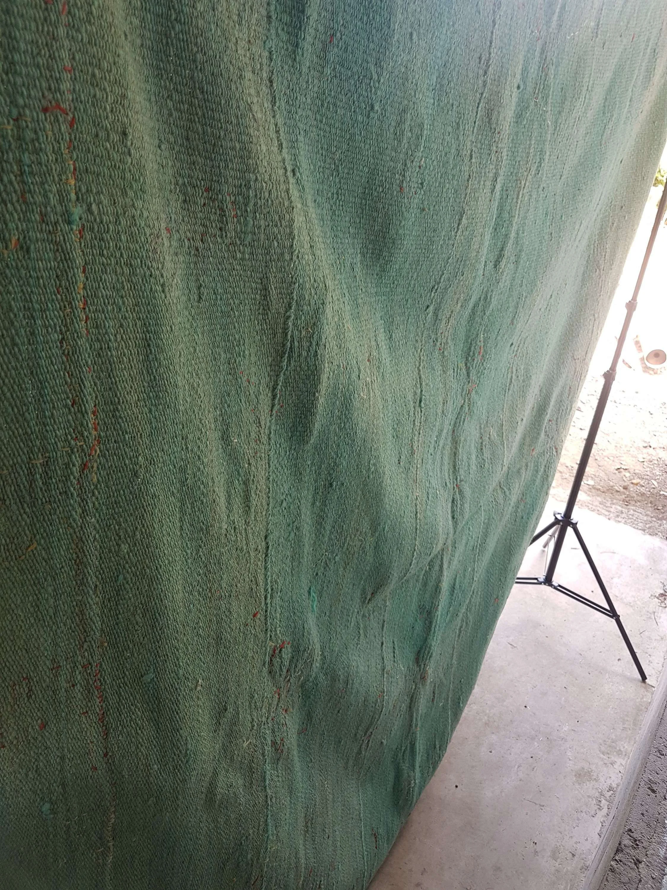 vintage-uzbek-suzani-rug-throw-in-green_10170_pic6_size4.jpg