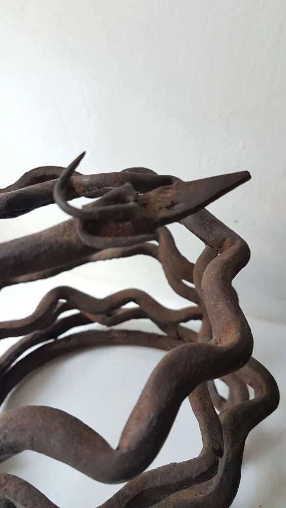 19thc-lobi-tribal-currency-of-entwined-snakes_10127_pic6_size2.jpg