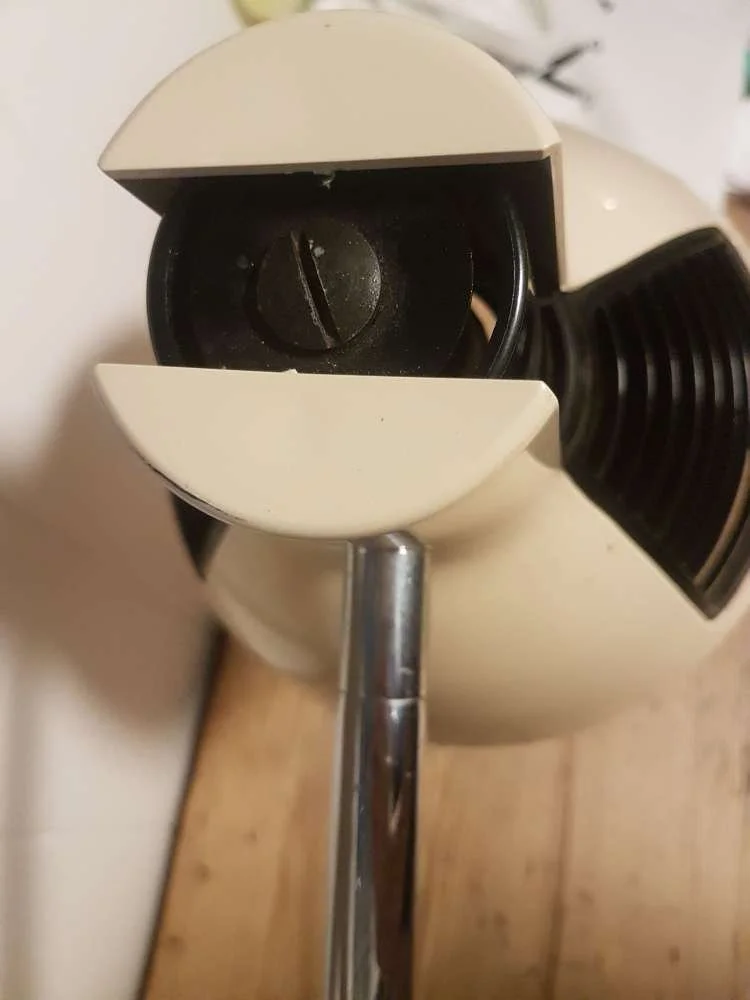 fase-model-620-1970-s-desk-lamp-_10212_pic5_size2.jpg