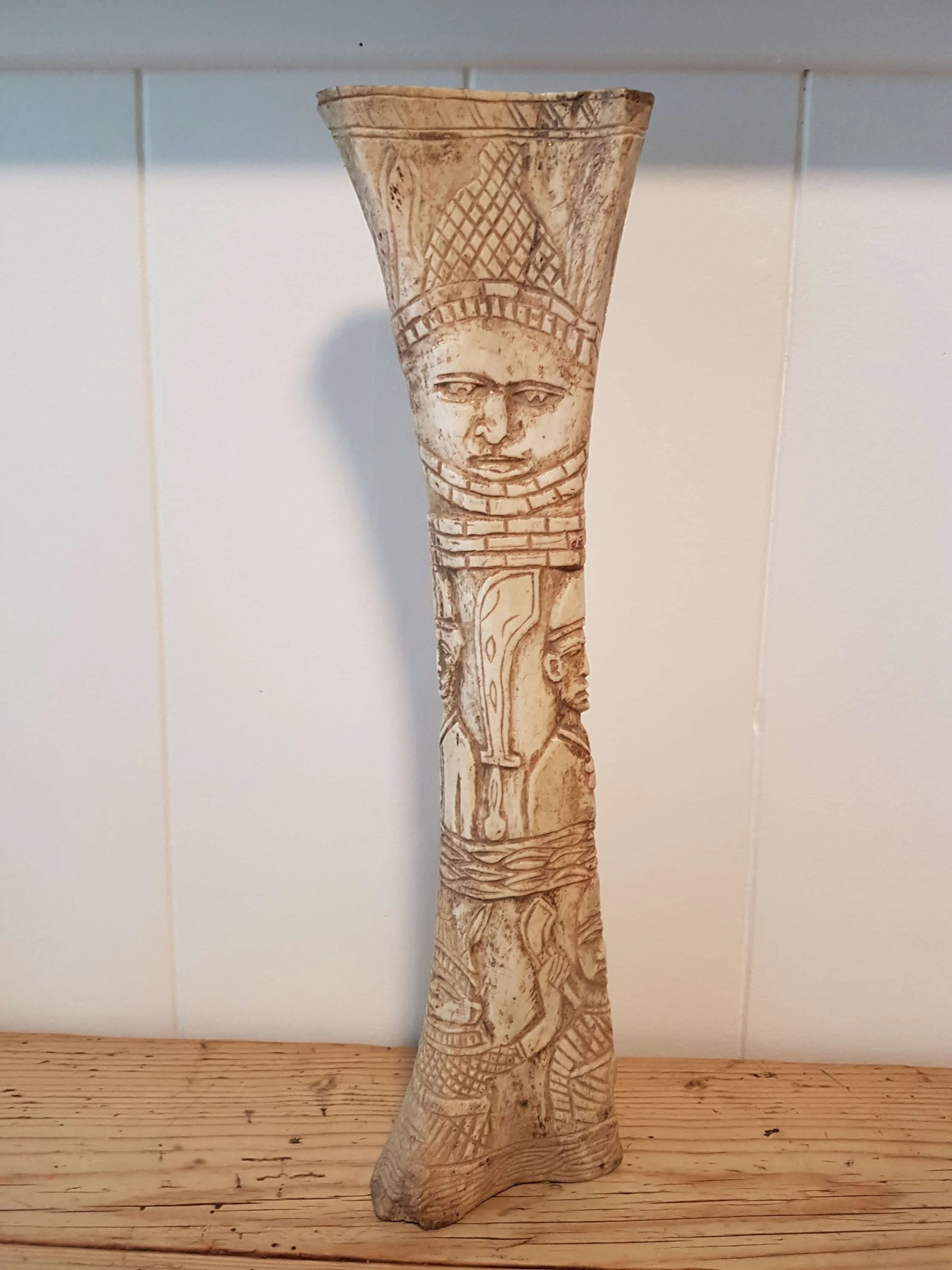 early-20thc-carved-benin-bone_10221_main_size3.jpg