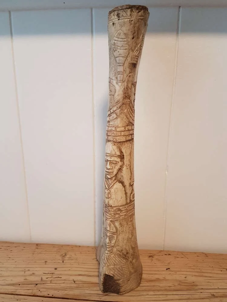 early-20thc-carved-benin-bone_10221_pic5_size2.jpg
