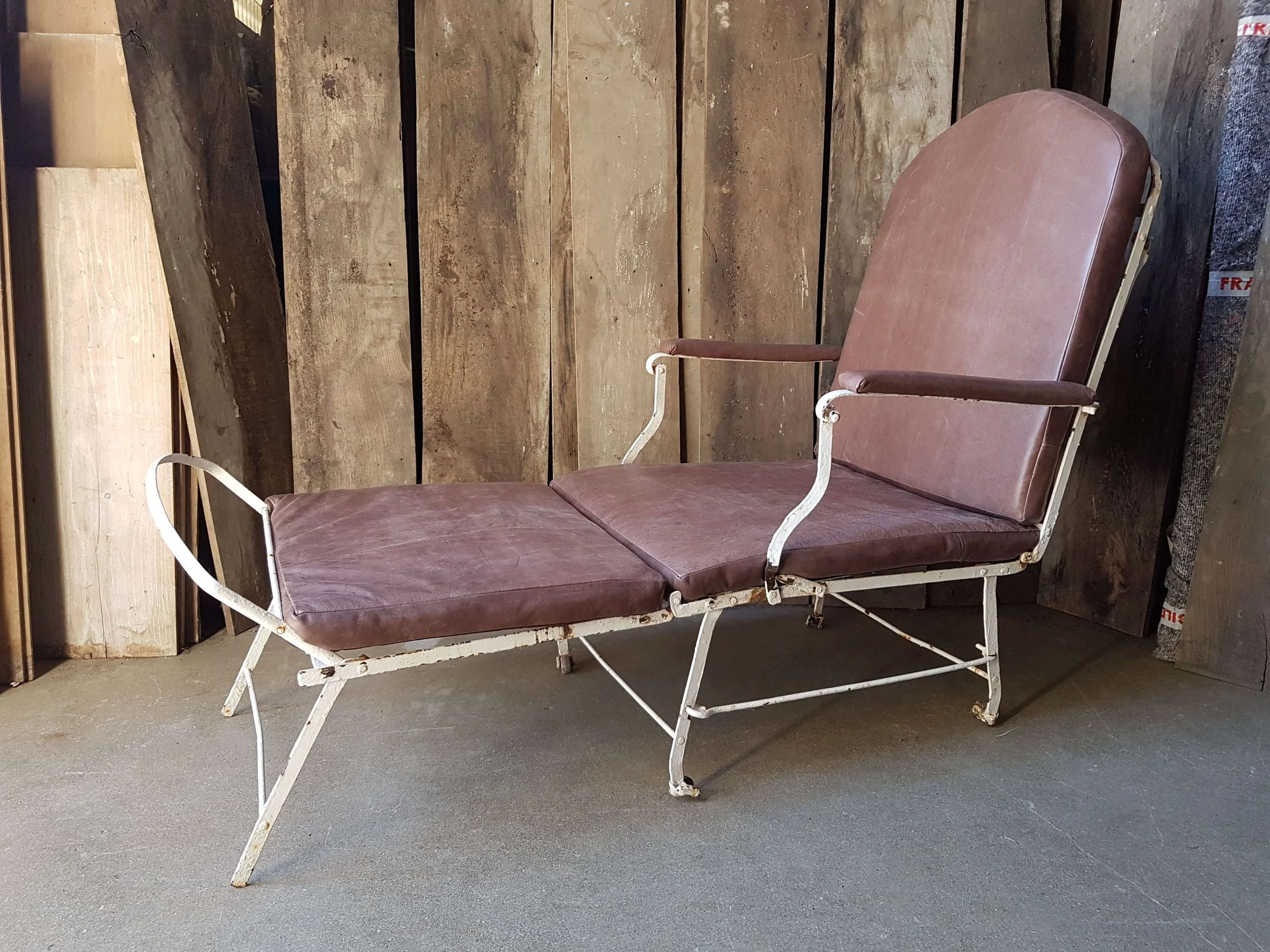 19thc-folding-iron-campaign-chair-daybed_10138_main_size3.jpg