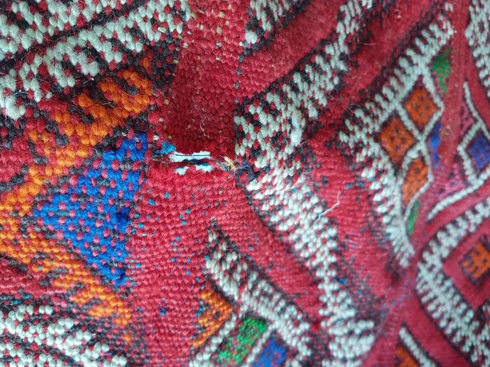 antique-moroccan-tribal-berber-rug-from-atlas-mountains_10176_pic4_size2.jpg