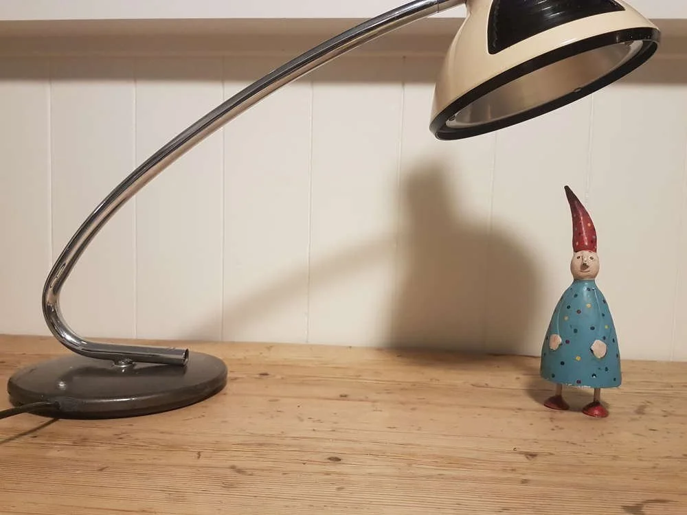 fase-model-620-1970-s-desk-lamp-_10212_pic2_size2.jpg