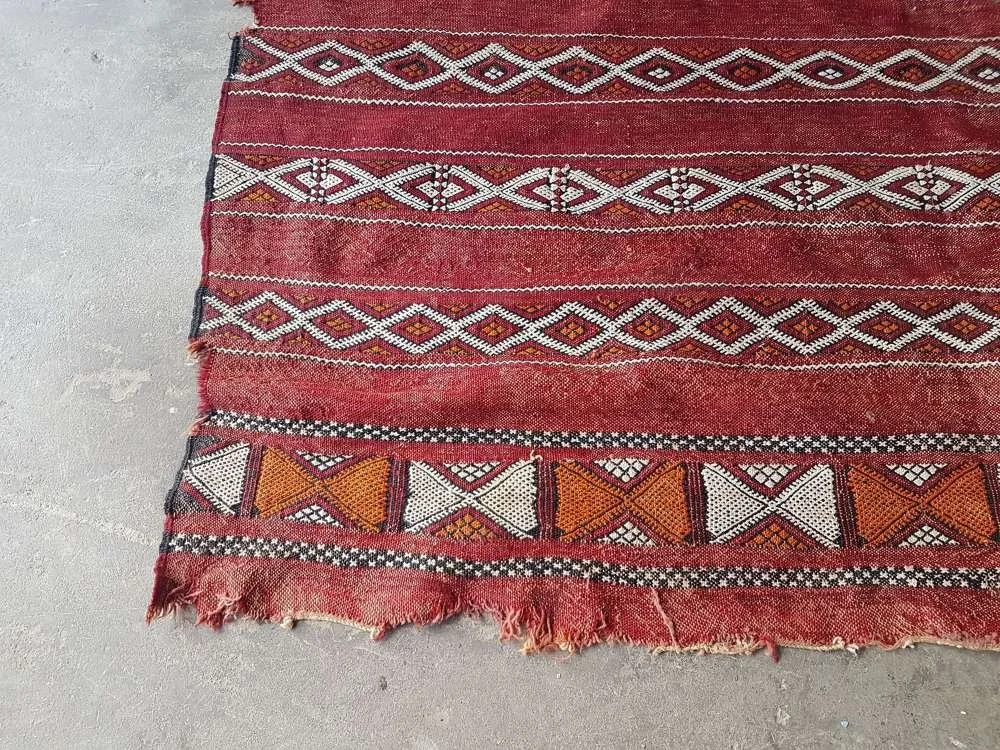 late-19thc-moroccan-berber-kilim-rug_10200_pic3_size2.jpg