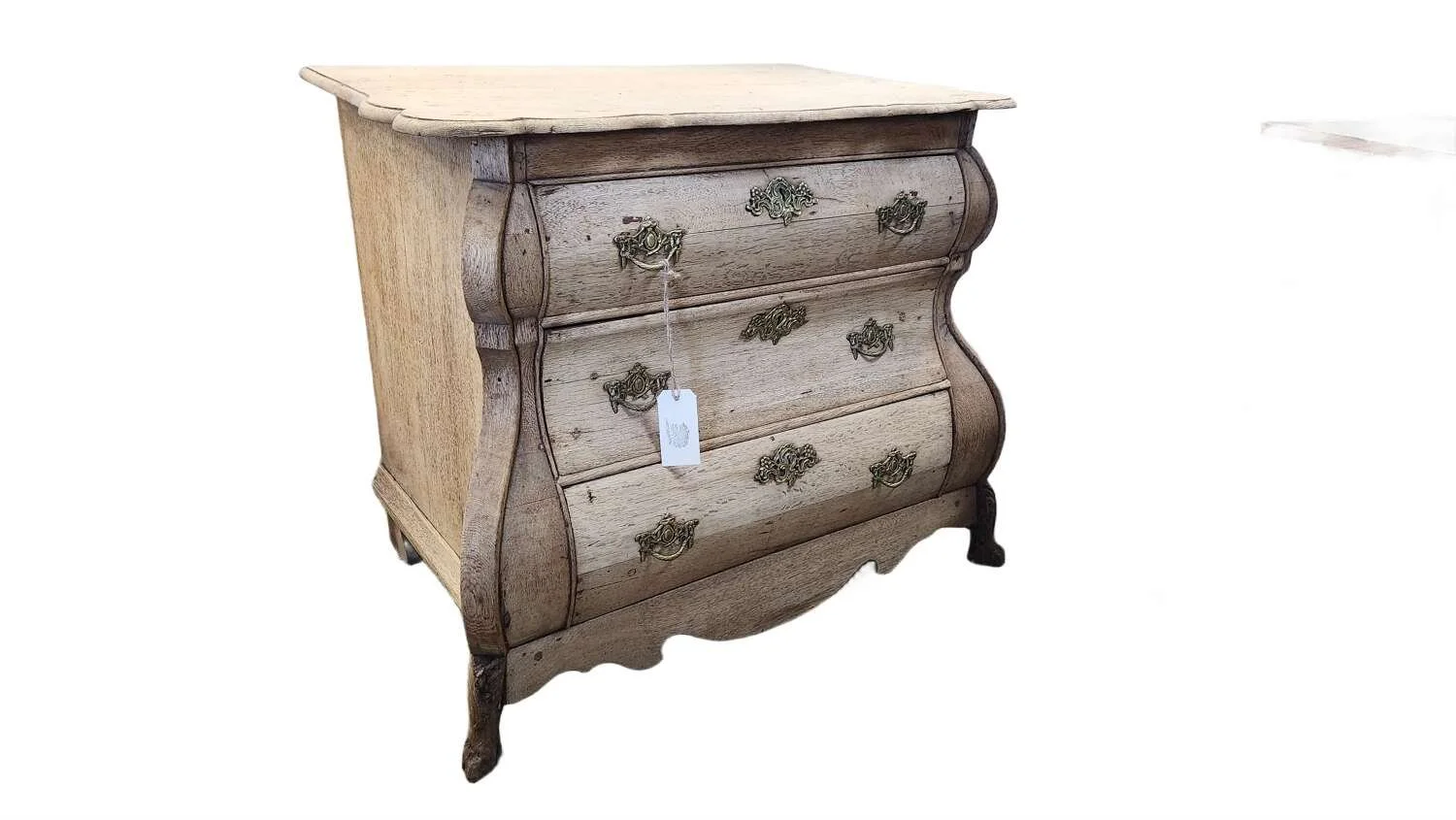 bleached-18thc-dutch-oak-bombe-commode_10272_main_size3.jpg