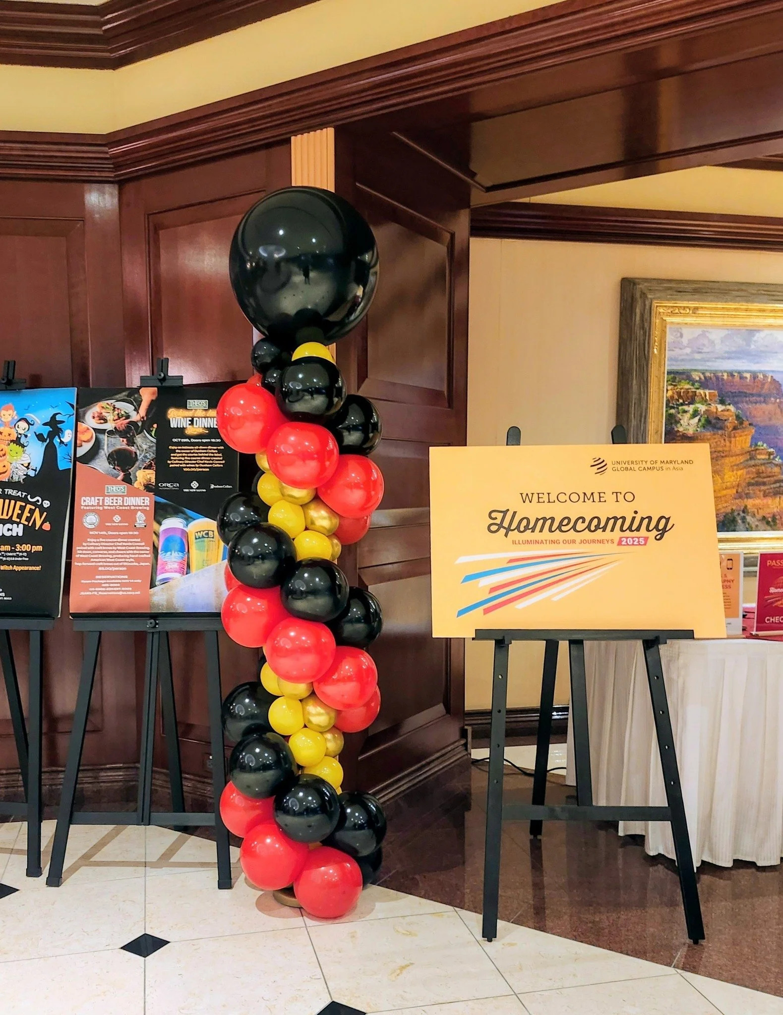 Balloon Column
