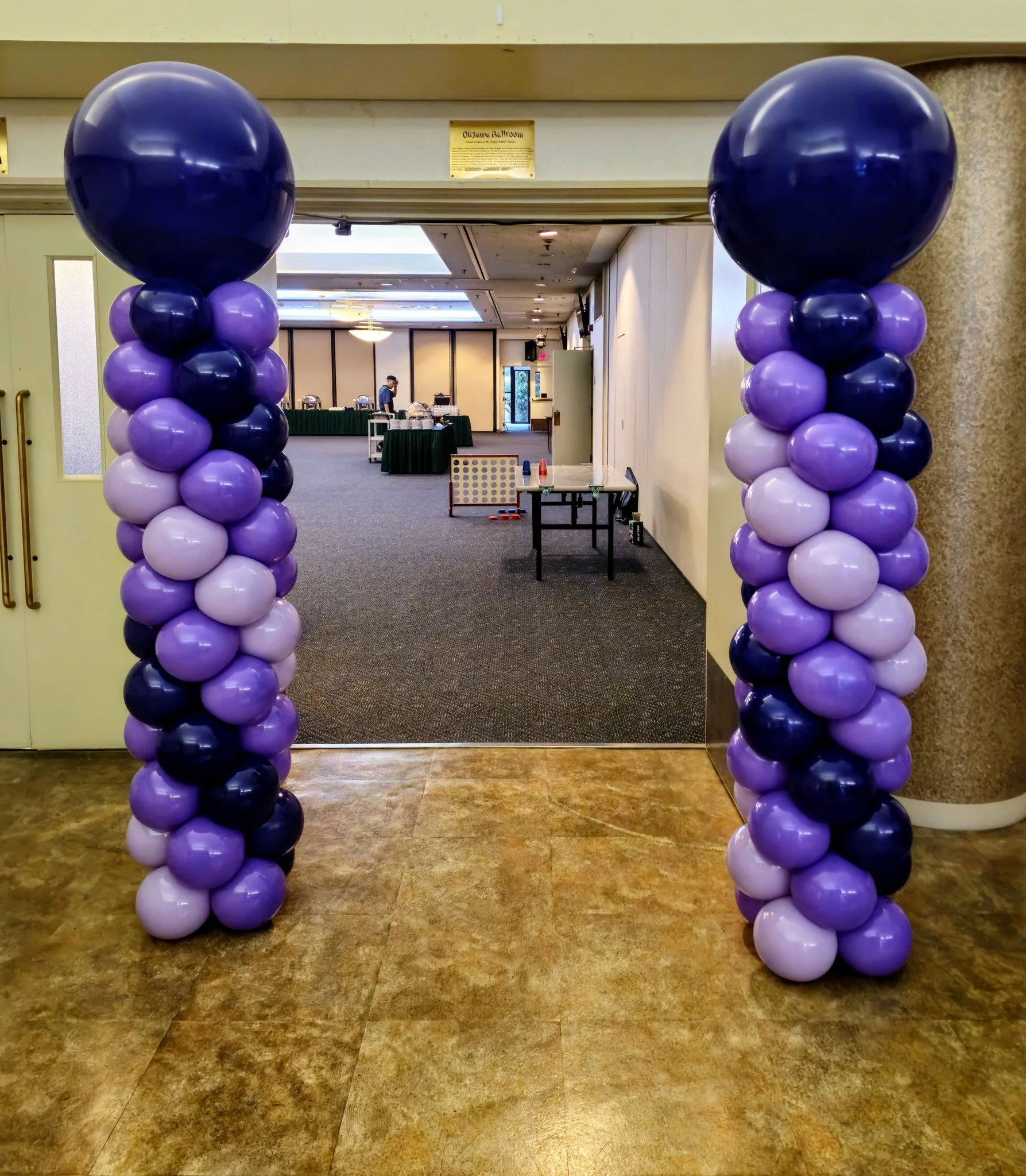 Balloon Column