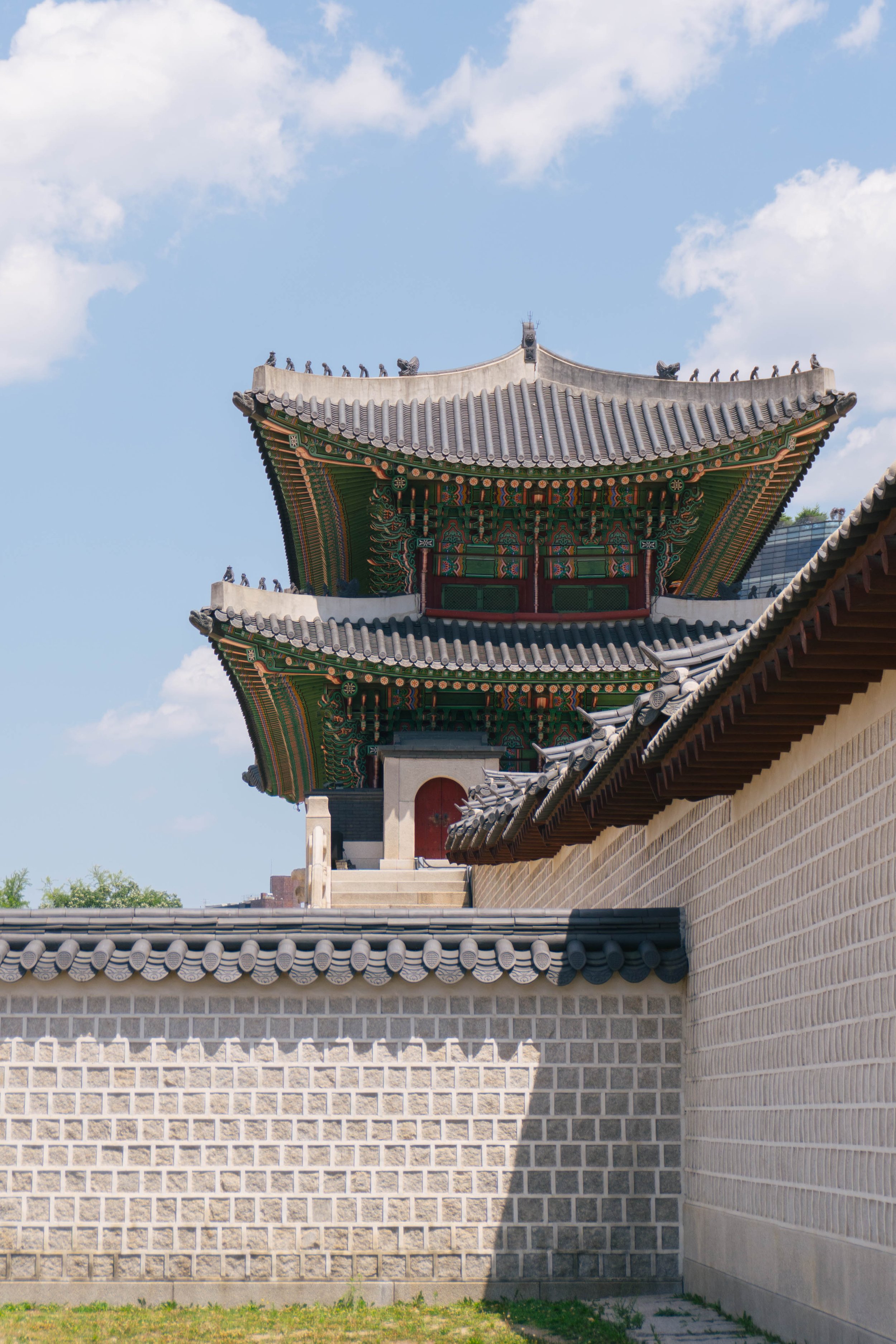 gyeongbokgung-palace-1_54024069329_o.jpg
