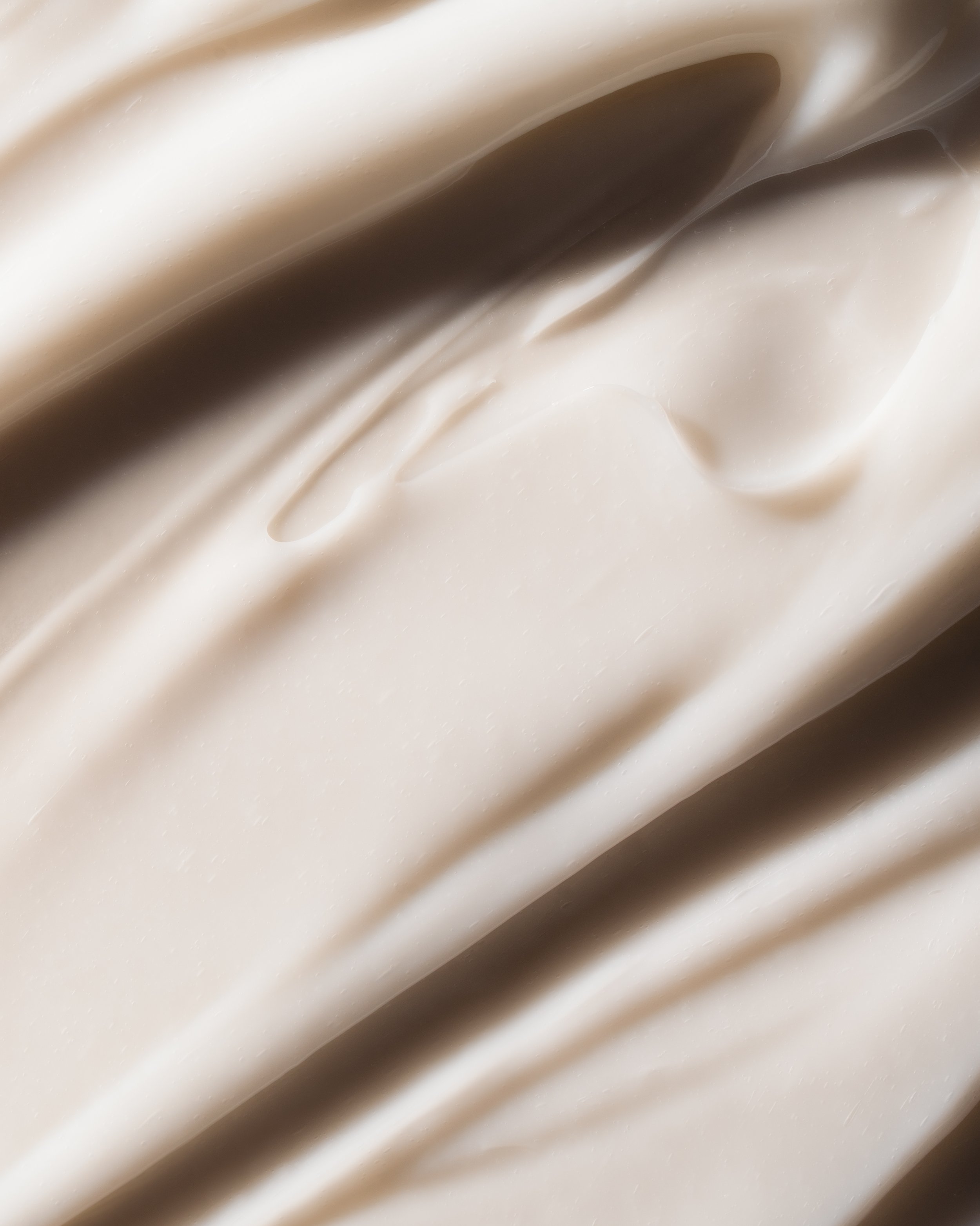 NATULIQUE-WETLINE-VOLUME-CONDITIONER-TEXTURE-4x5.JPG