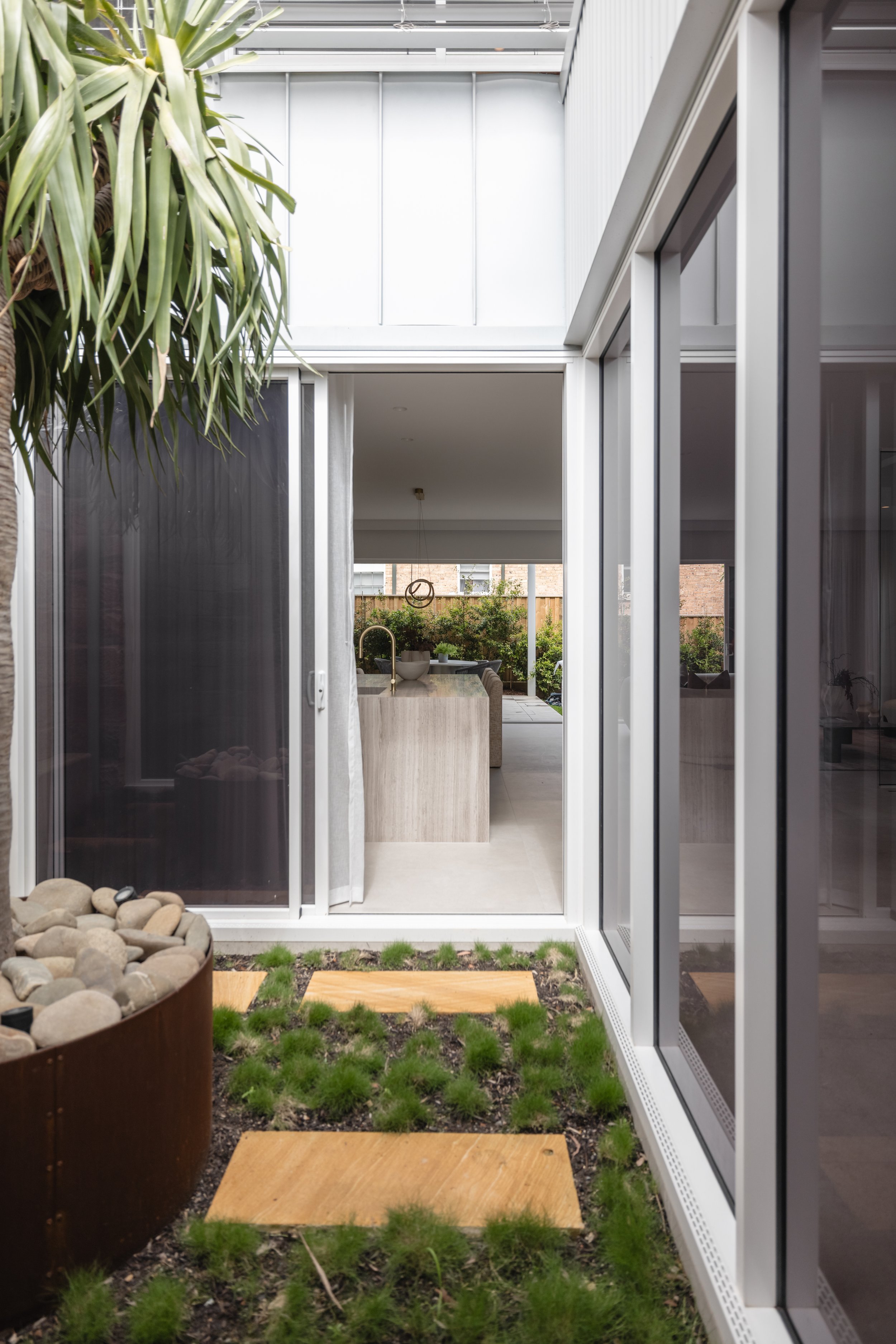 2 DUKE STREET_BALMAIN EAST-61.jpg