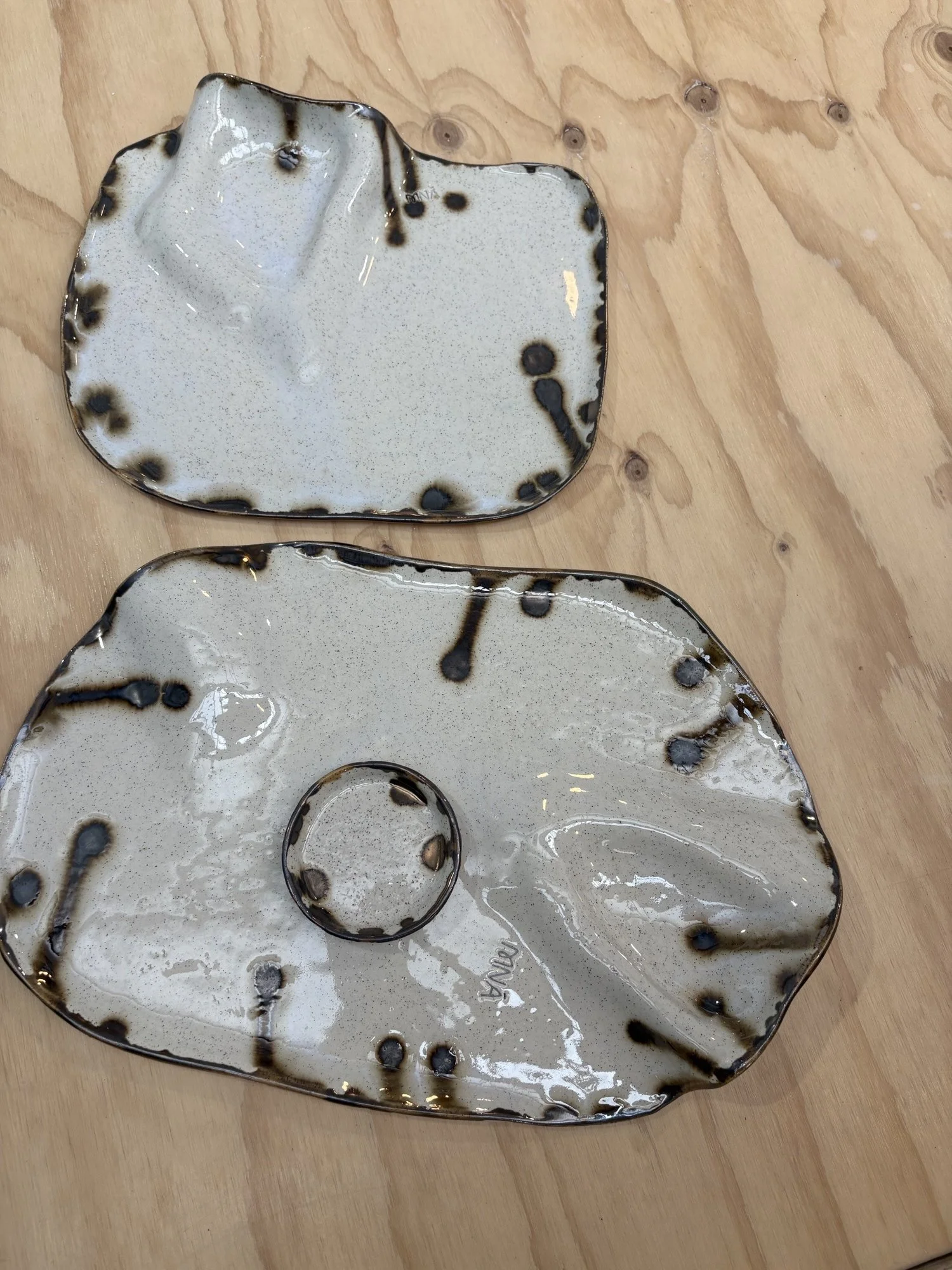 Medium & Large Wave Platters 