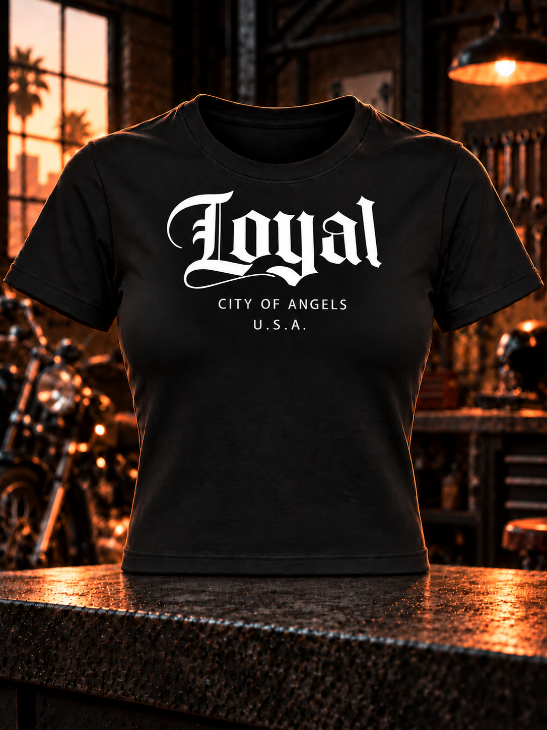 Loyal Classic Crop