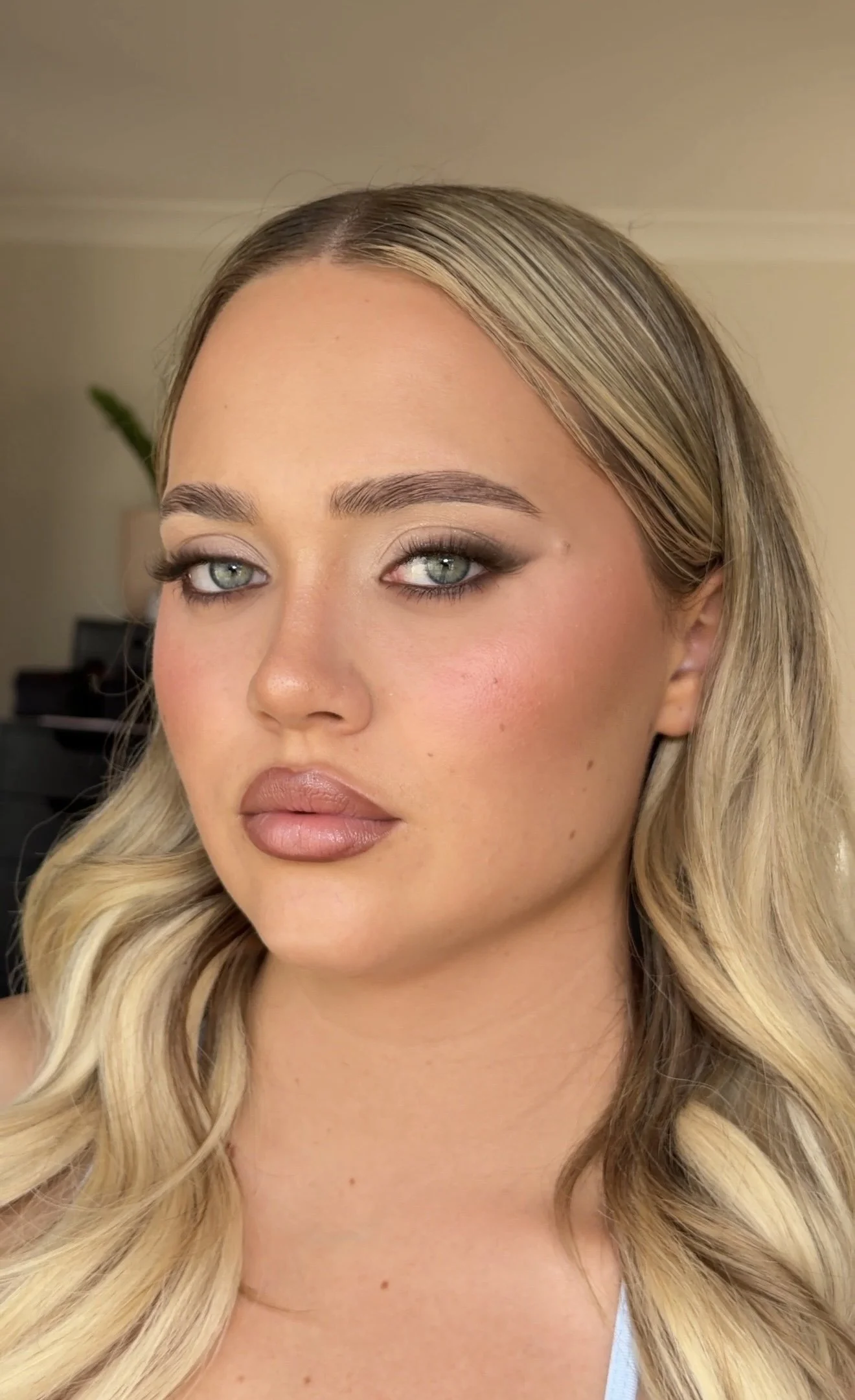 Facetune_23-09-2026-20-14-34.jpeg