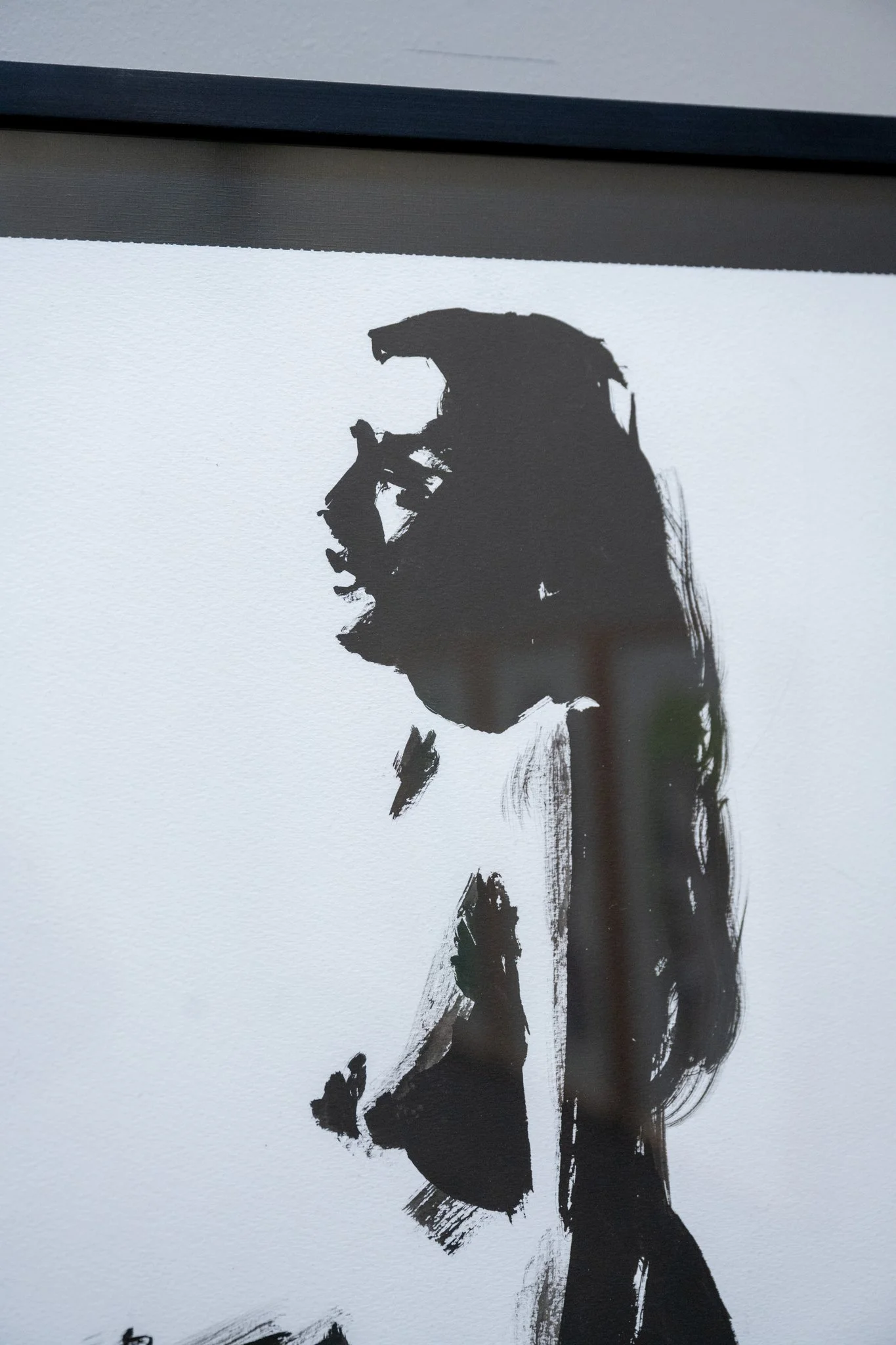 Black ink standing figure painting by Israeli artist Haddar Macdasi