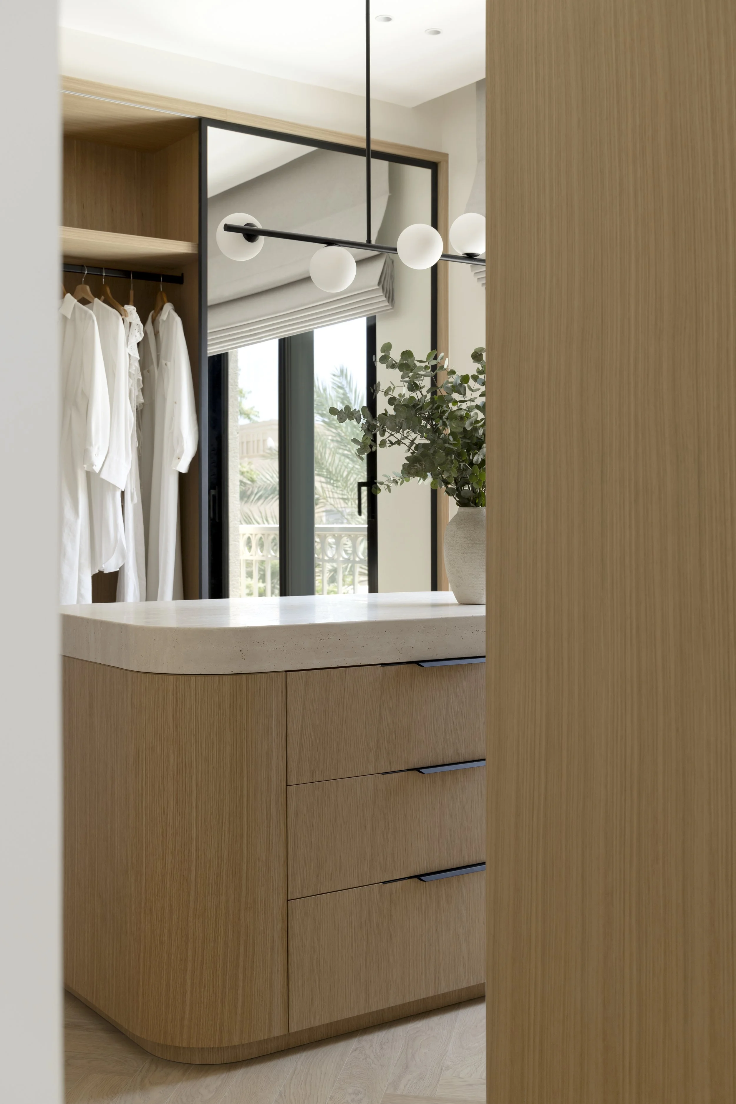 Springs_MasterCloset_01.jpg